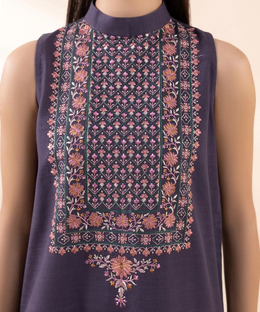 Sapphire Embroided Khaddar Three Piece Suit SP-KHD-PRP02