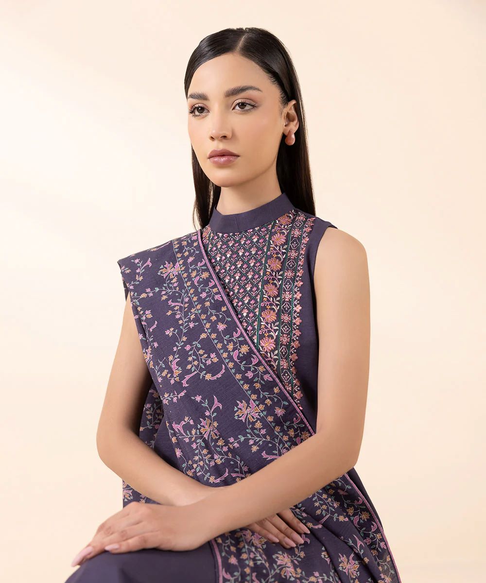Sapphire Embroided Khaddar Three Piece Suit SP-KHD-PRP02
