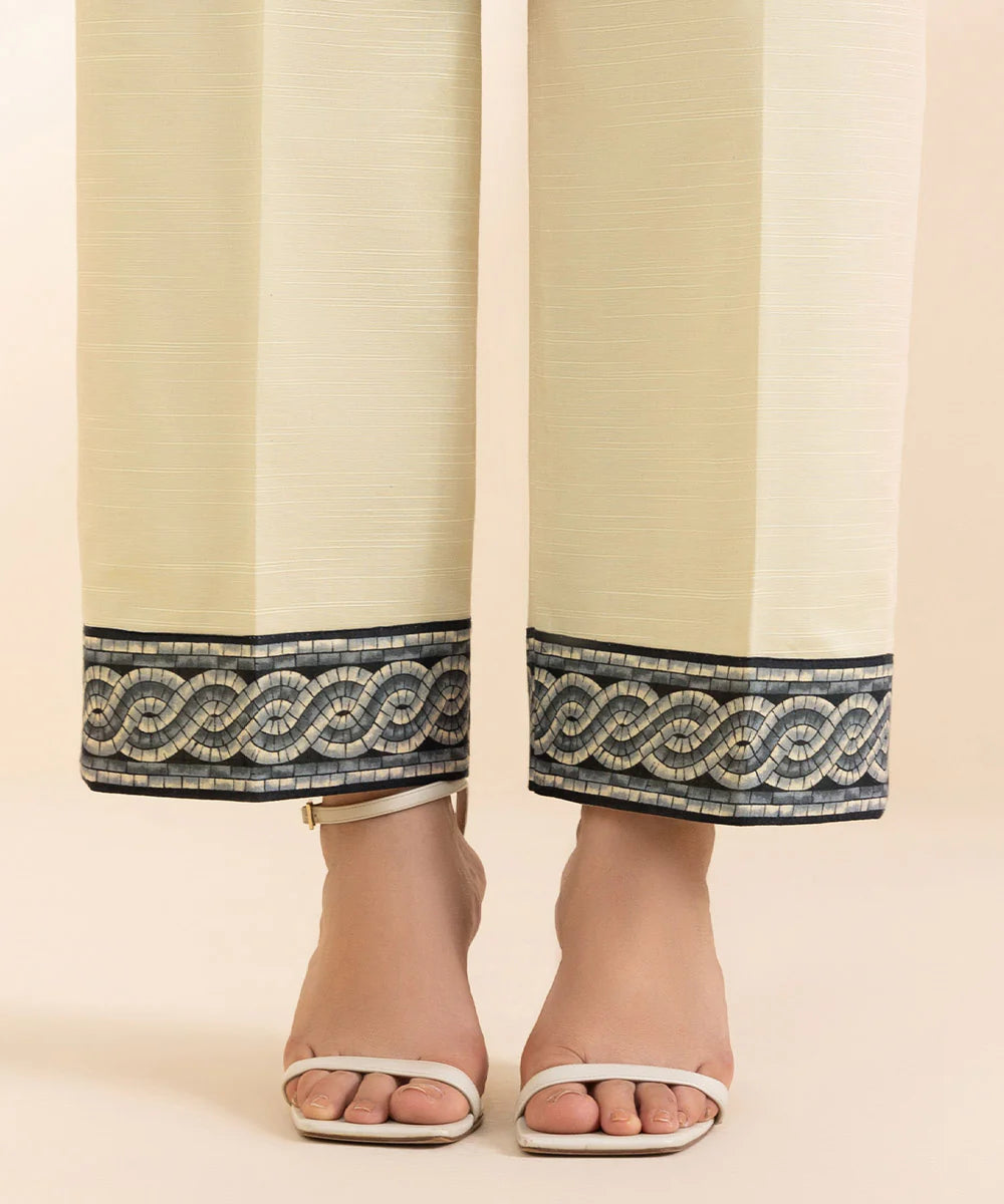 Sapphire Khaddar Three Piece Suit SP-KHD-GR01