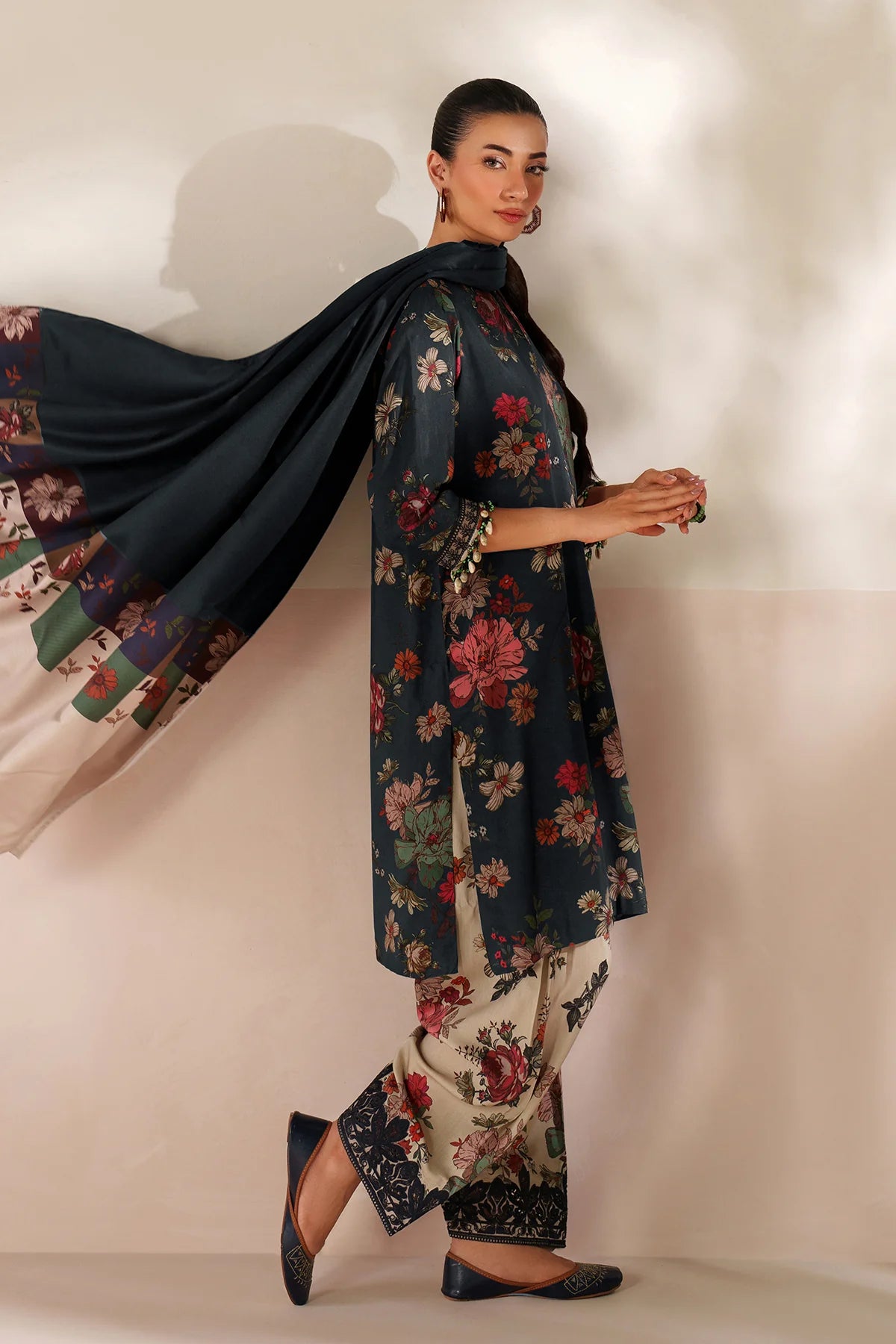 Baroque Viscose Linen Three Piece Suit BR-VC-BLK01