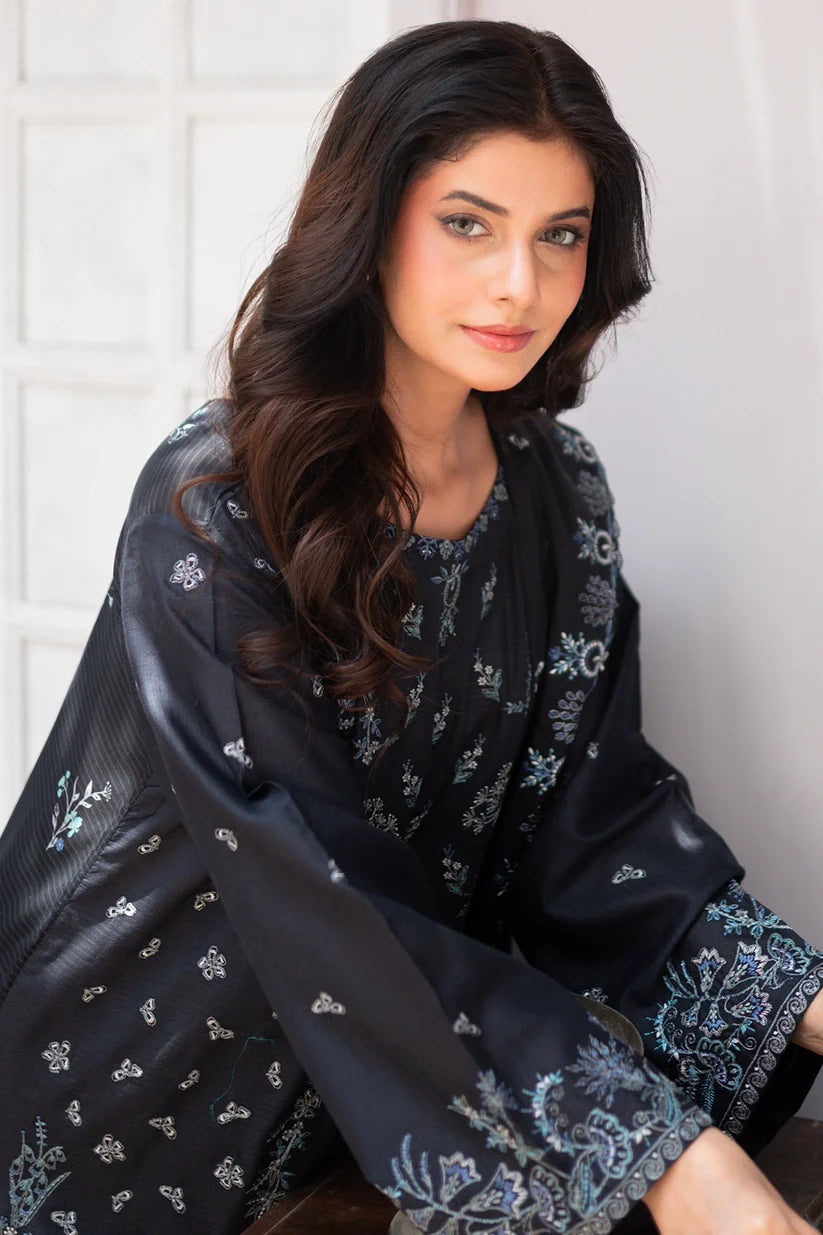 Uznau Embroided Lawn Three Piece Suit UZ-LWN-BLK011