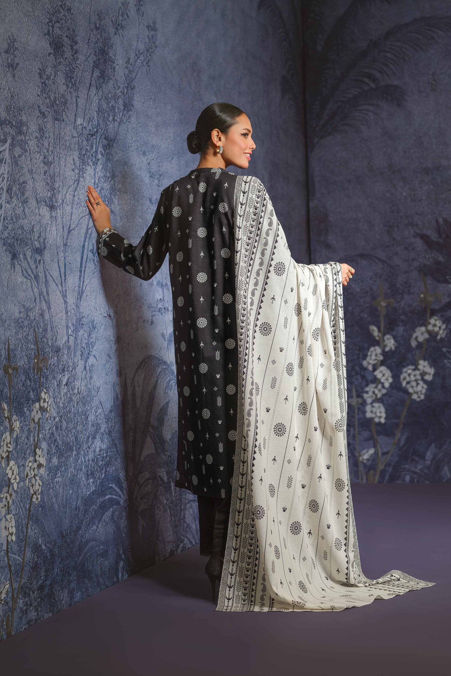 Nishaat Khaddar Three Piece Suit NS-KHD-BLK02