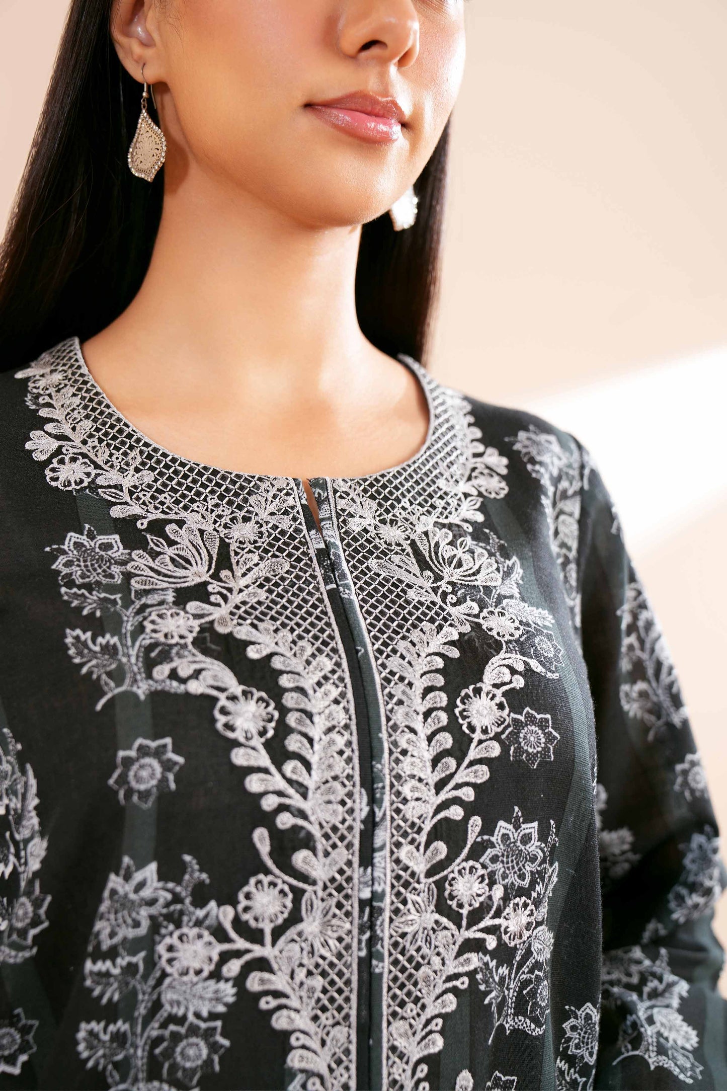 Nishaat Embroidered Khaddar Three Piece Suit NS-KHD-BLK06