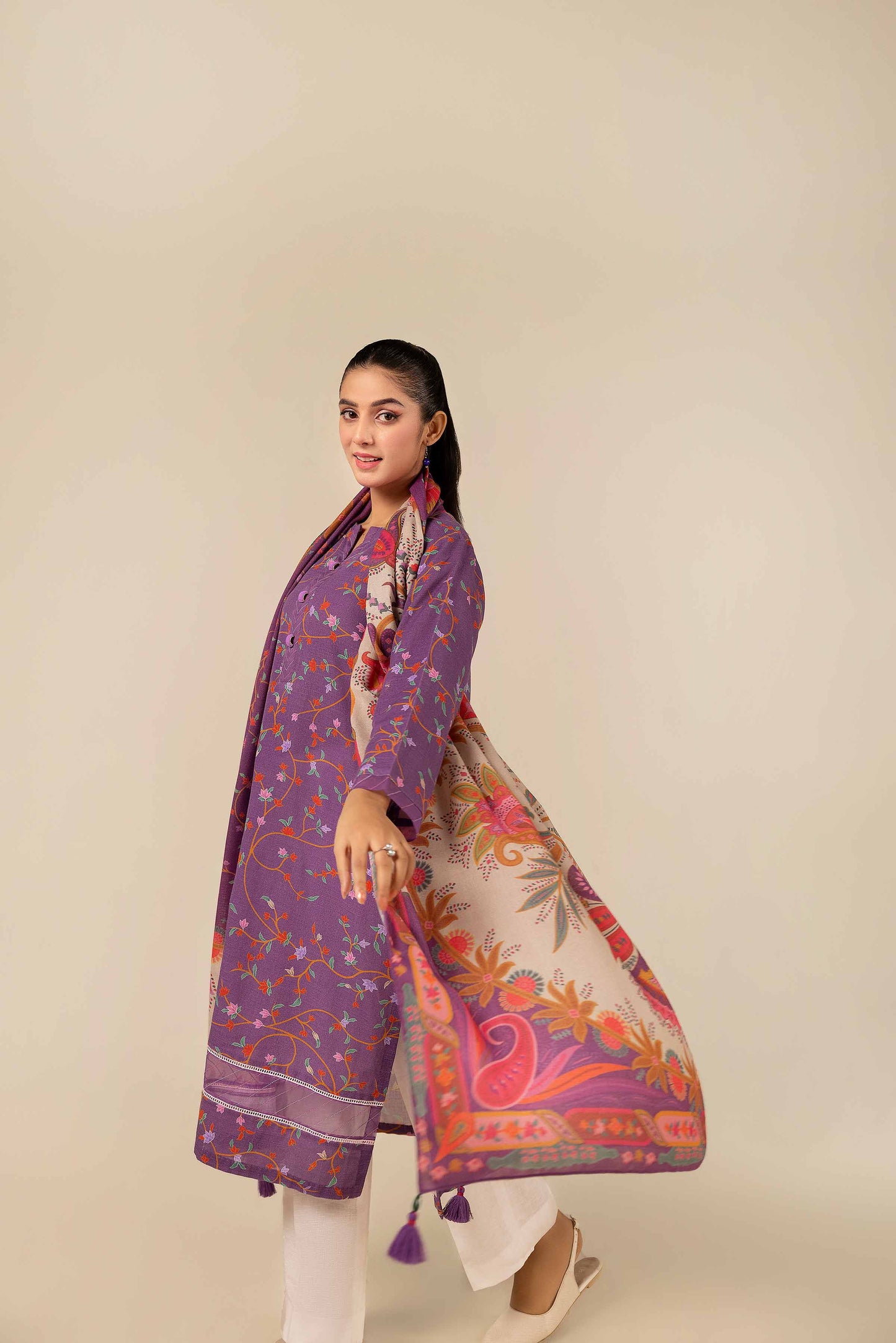 Nishaat Khaddar Three Piece Suit NS-KHD-PNK02