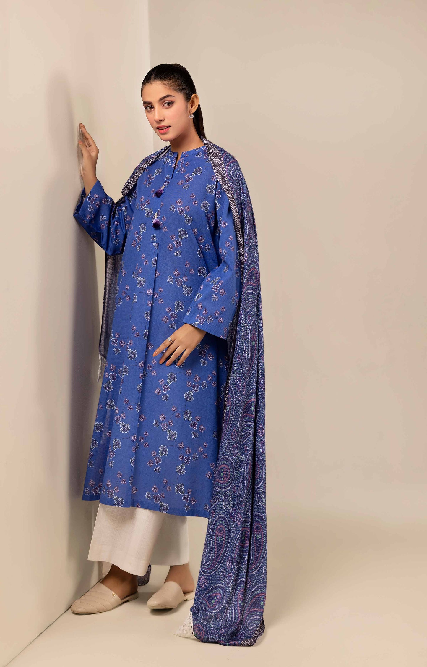 Nishaat Khaddar Three Piece Suit NS-KHD-BLU03