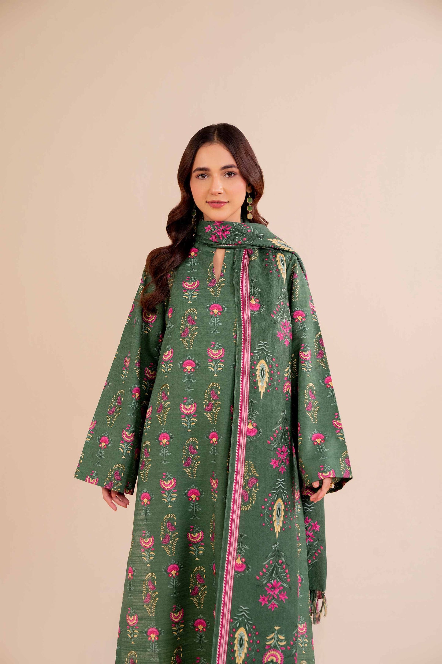 Nishaat Khaddar Three Piece Suit NS-KHD-GR04