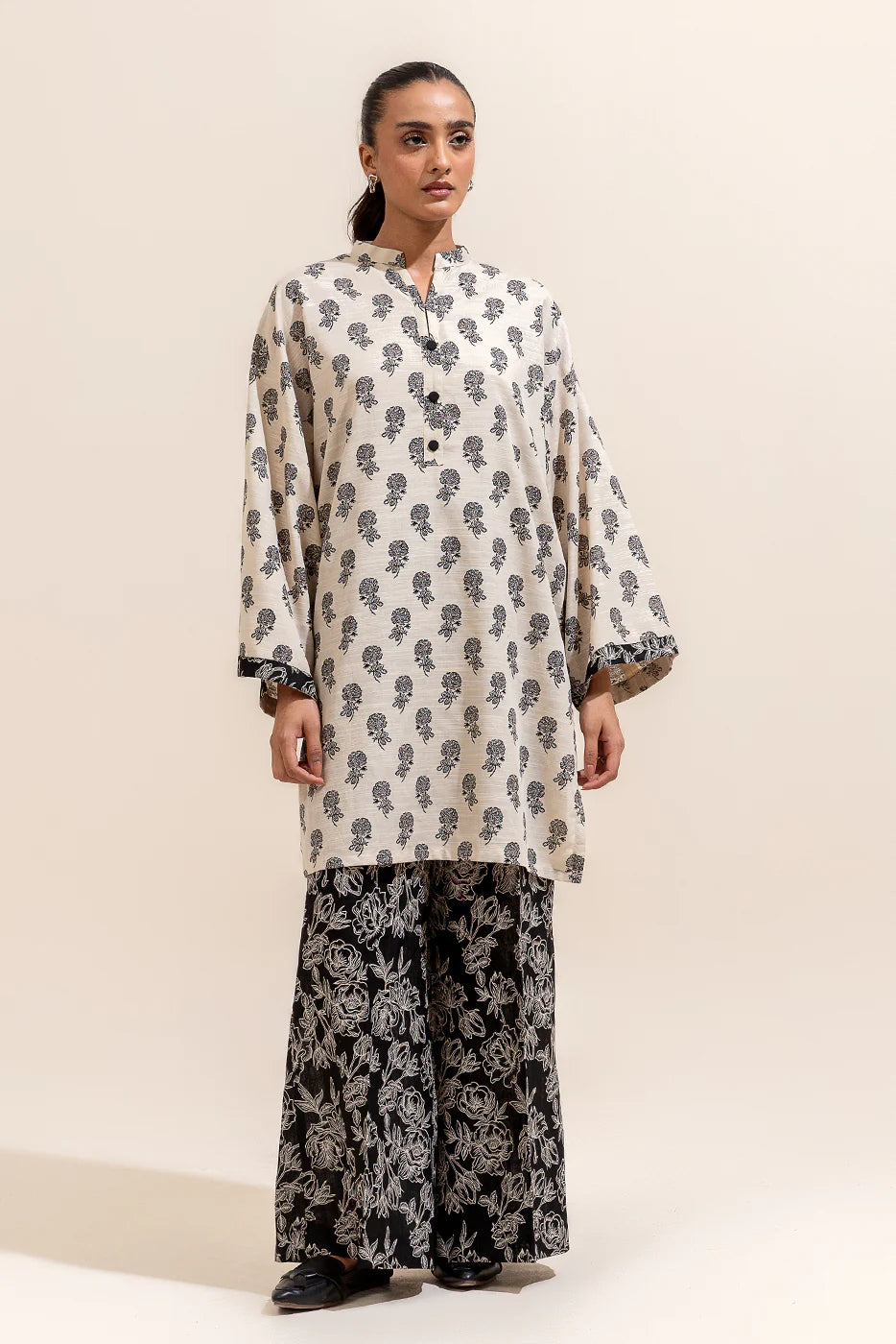 Beechtree Khaddar Three Piece Suit BT-KHD-WHT01