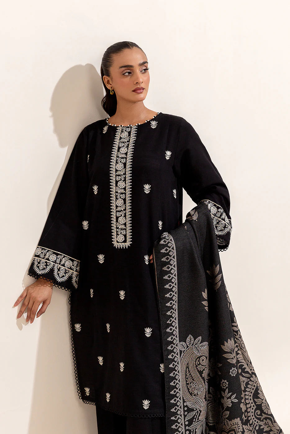 Beechtree Khaddar Three Piece With Shawl BT-KHD-BLK03