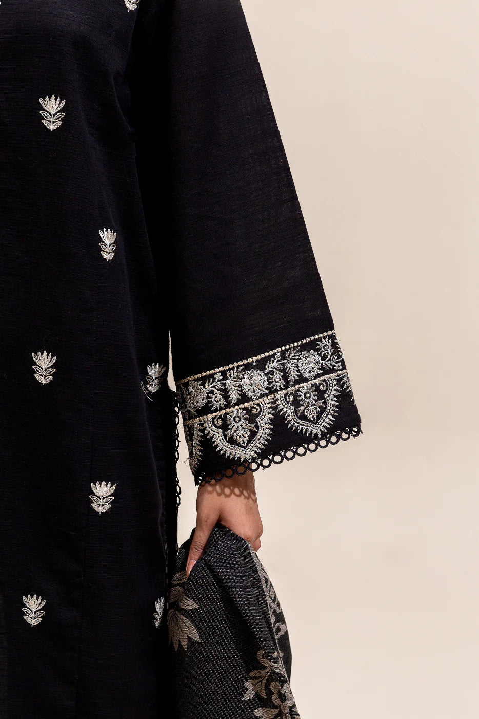 Beechtree Khaddar Three Piece With Shawl BT-KHD-BLK03