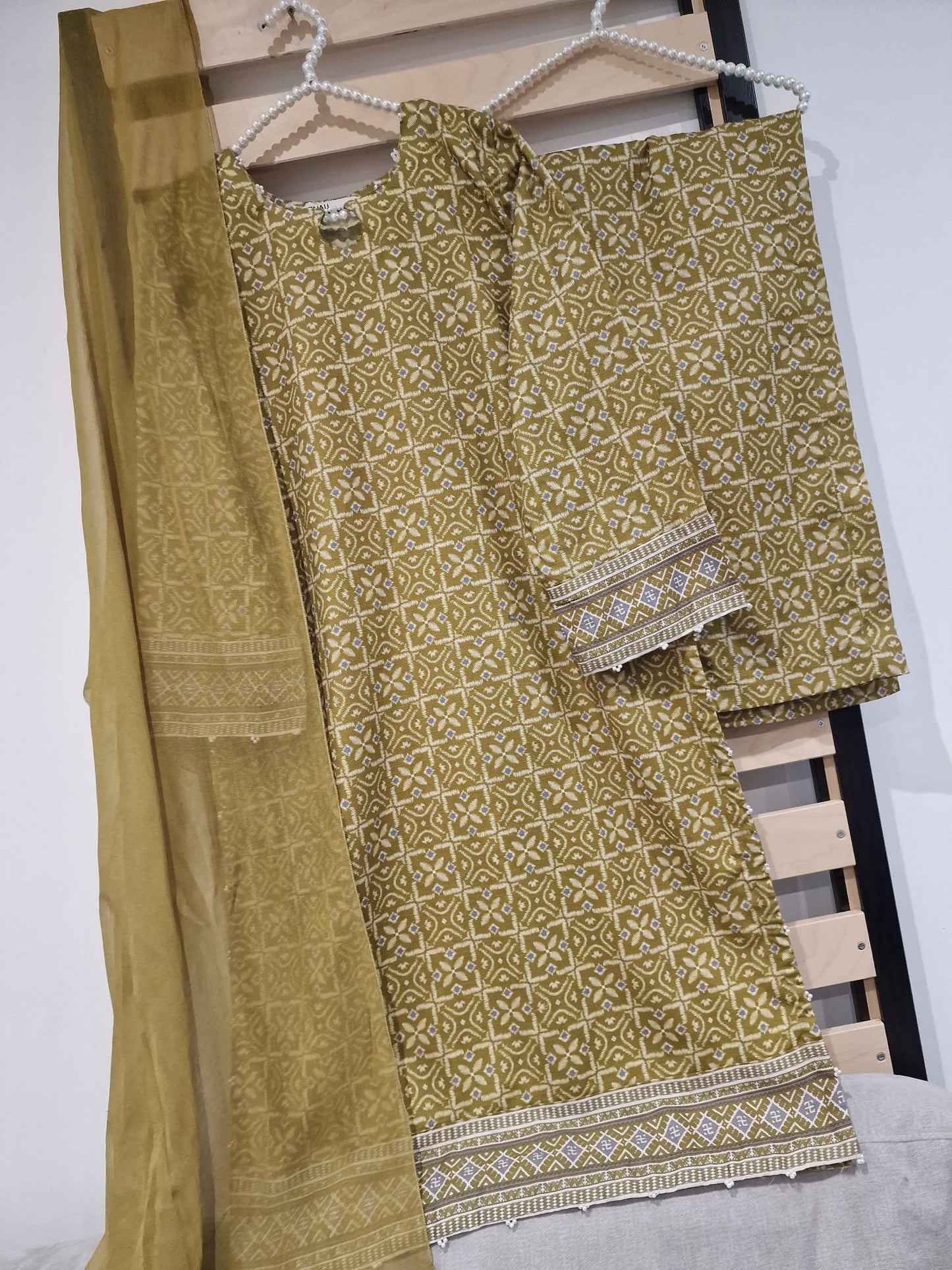Uznau Khaddar Three Piece Suit UZ-KHD-MST01