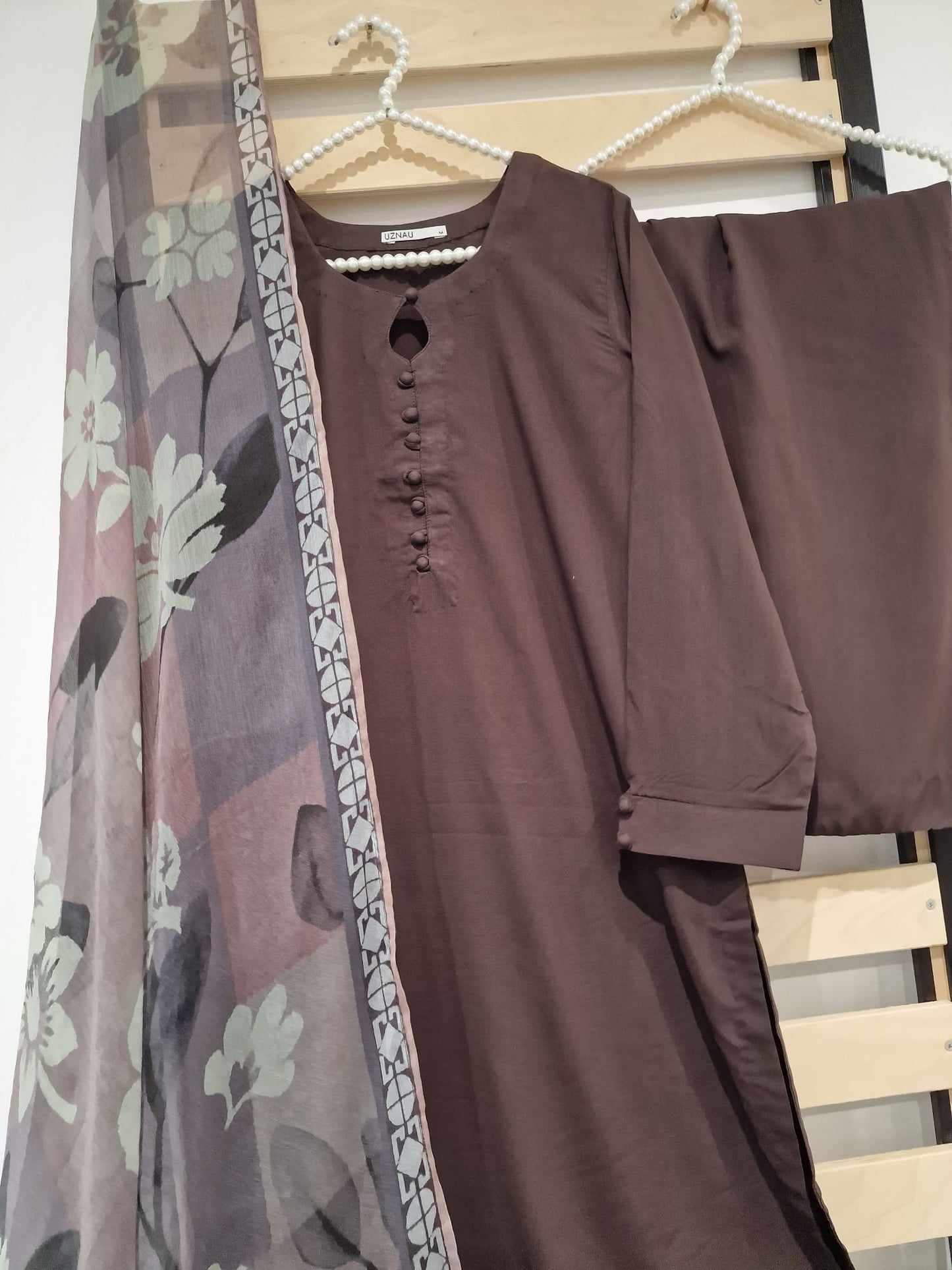 Uznau Linen Three Piece Suit UZ-LNN-BR06