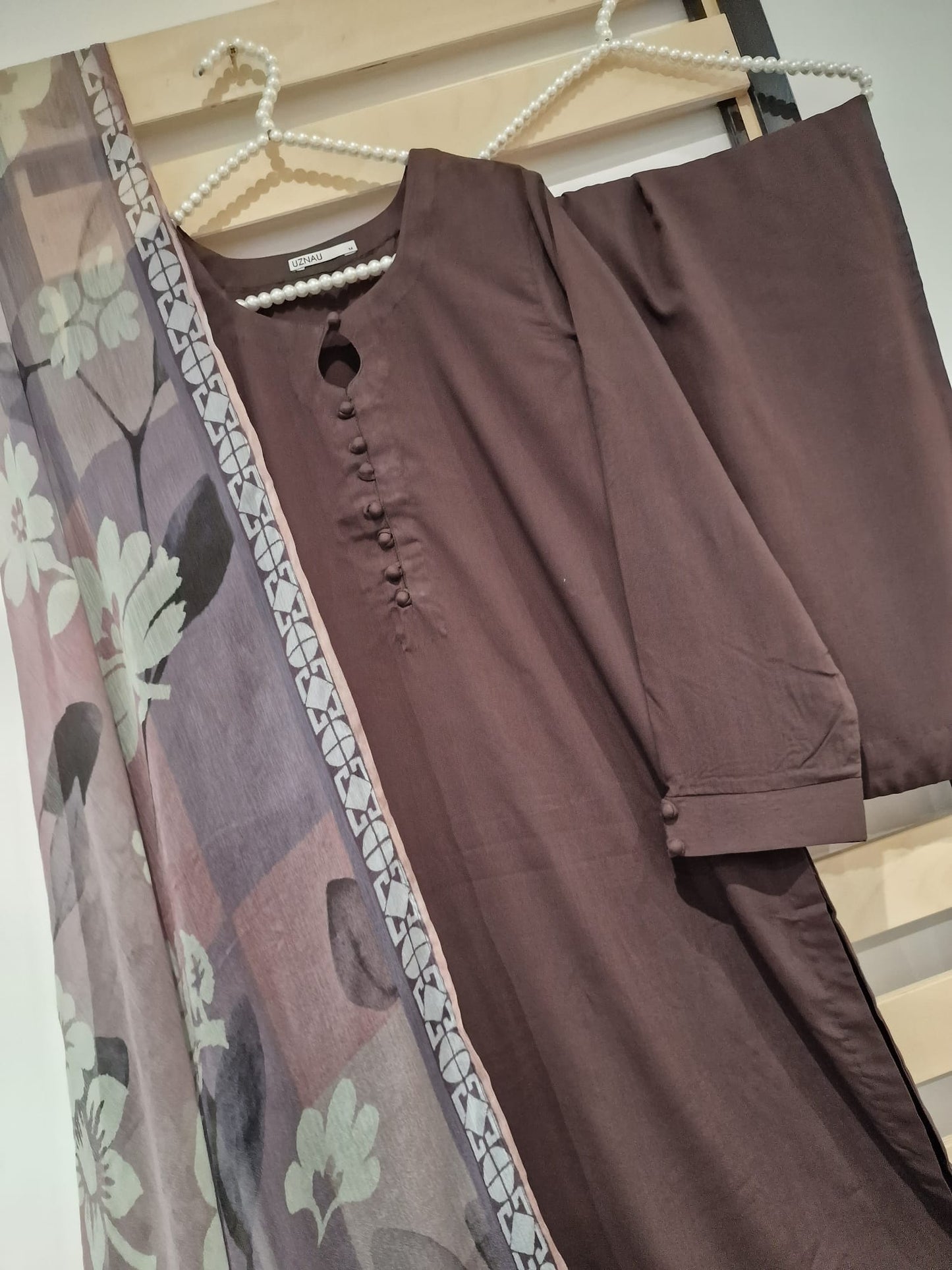 Uznau Linen Three Piece Suit UZ-LNN-BR06
