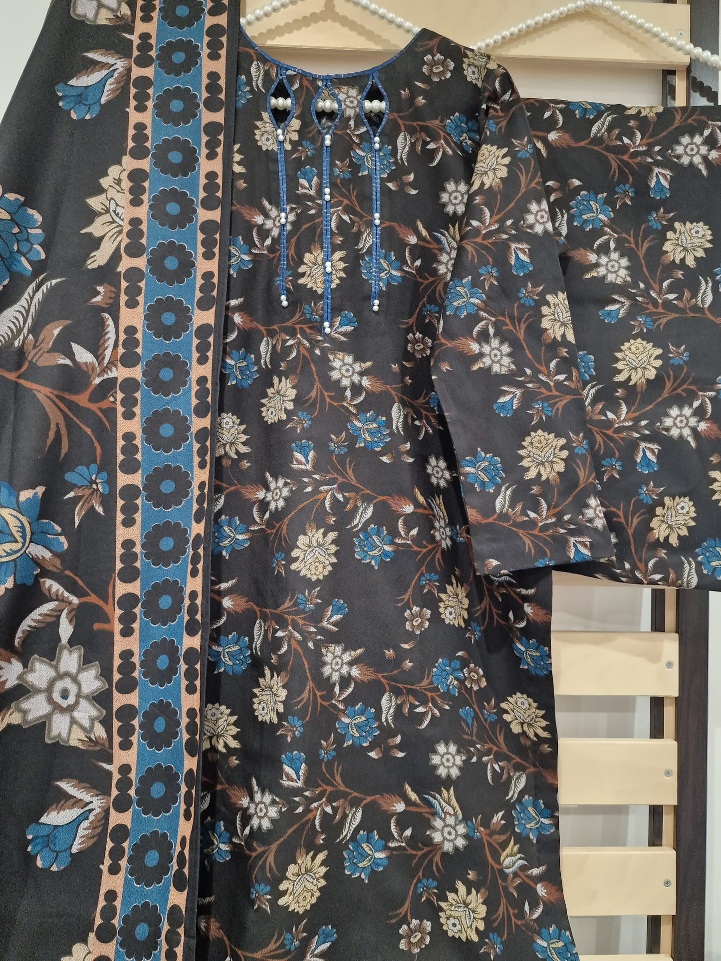 Uznau Dhanak Wool Three Piece Suit UZ-DH-BLK05