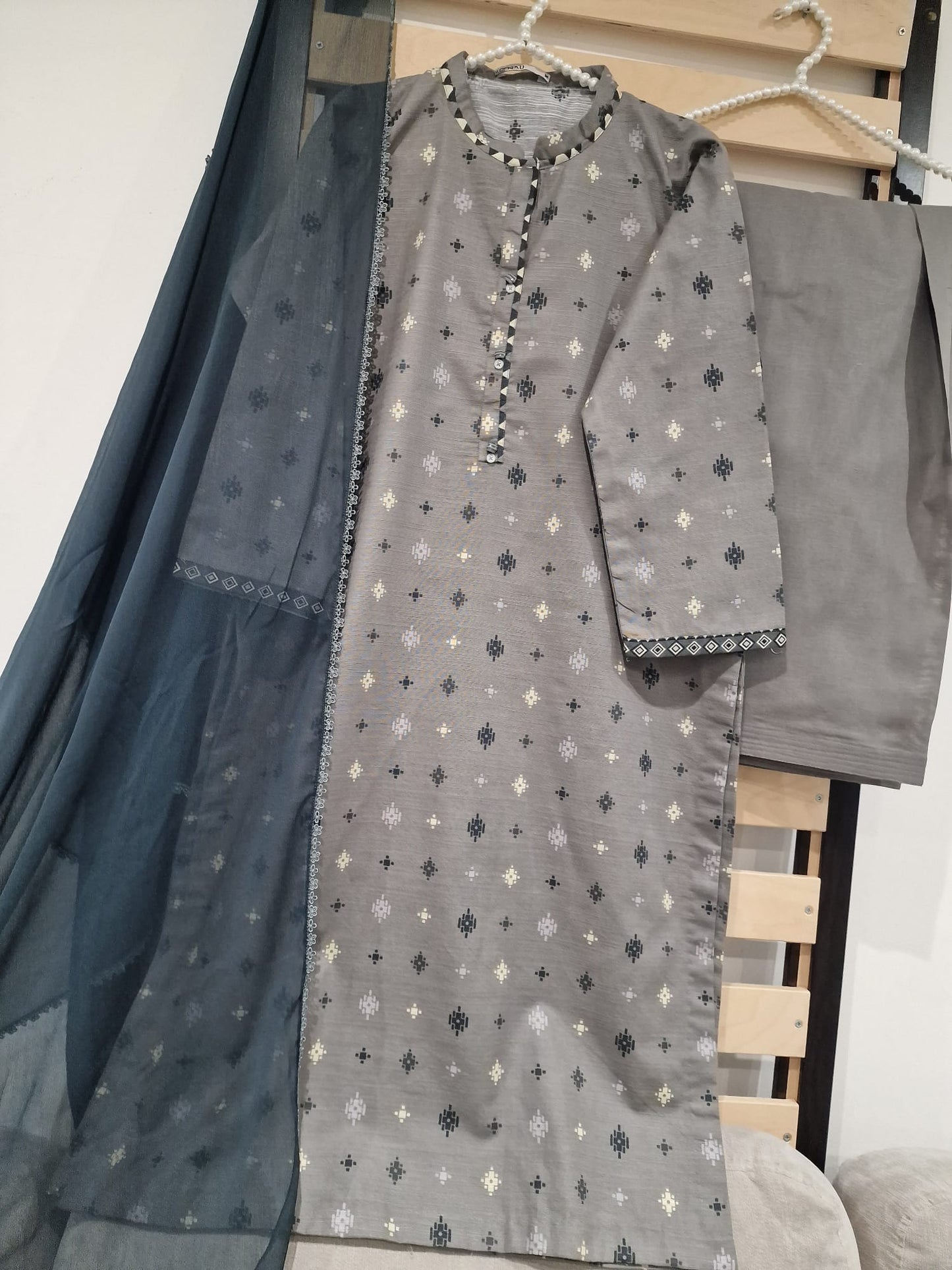 Sapphire Khaddar Three Piece Suit SP-KHD-GRY04