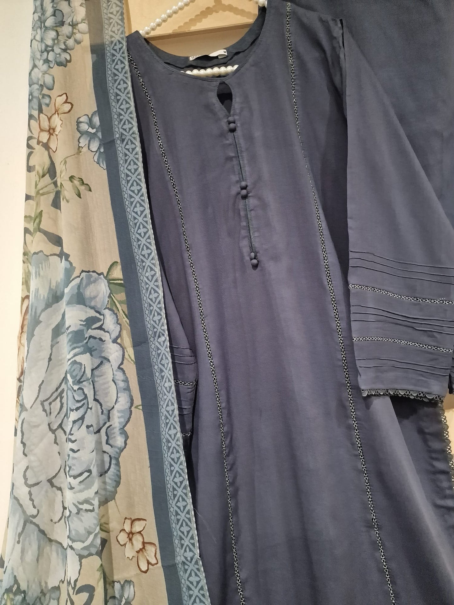 Uznau Linen Three Piece Suit UZ-LNN-BLU07