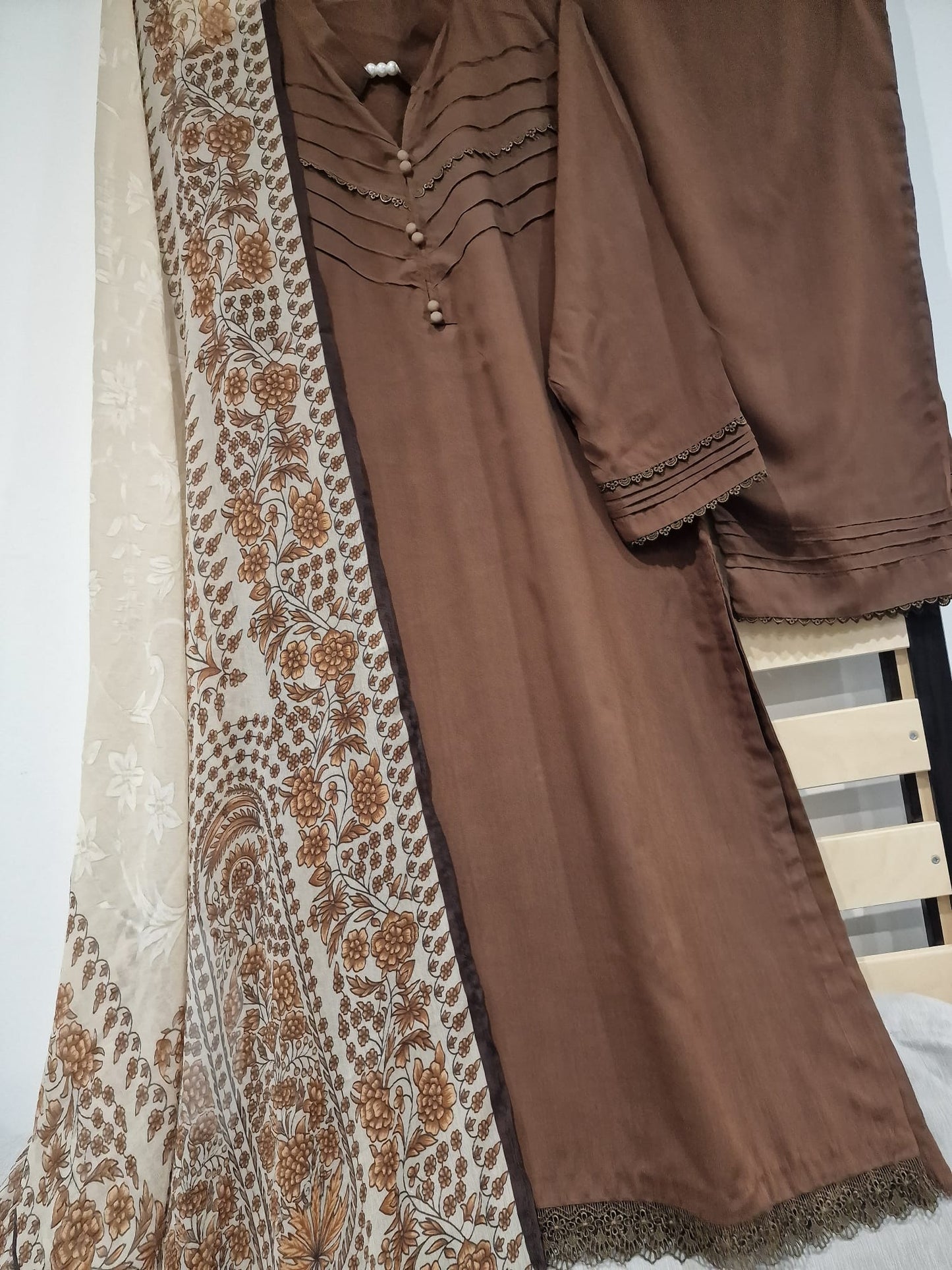 Uznau Linen Three Piece Suit UZ-LNN-BR010