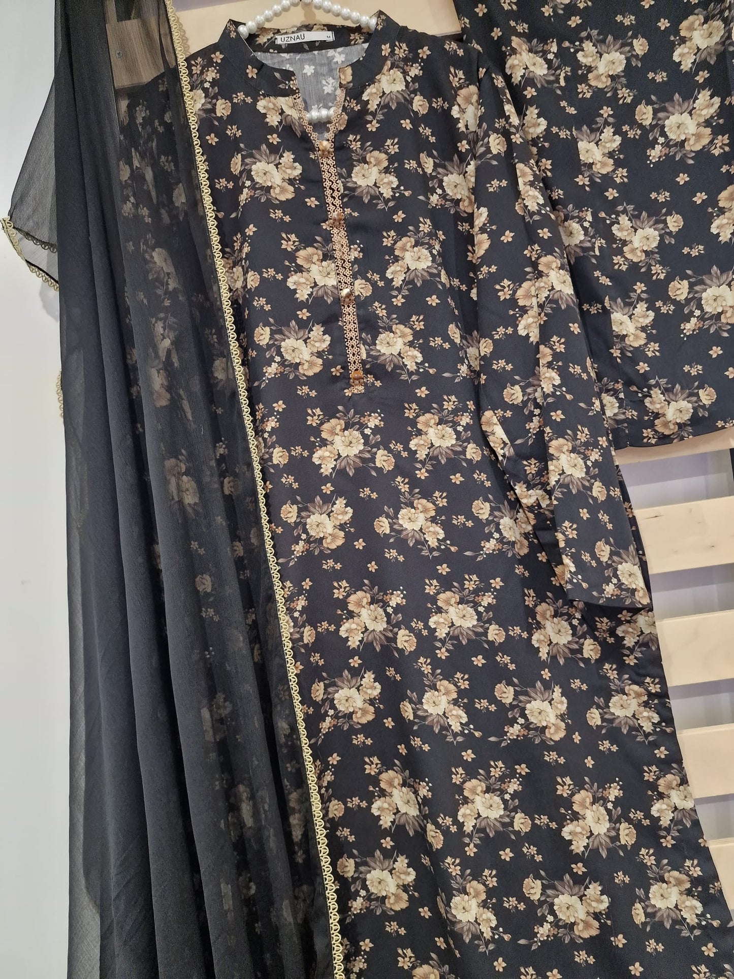Uznau Linen Three Piece Suit UZ-LNN-BLK020