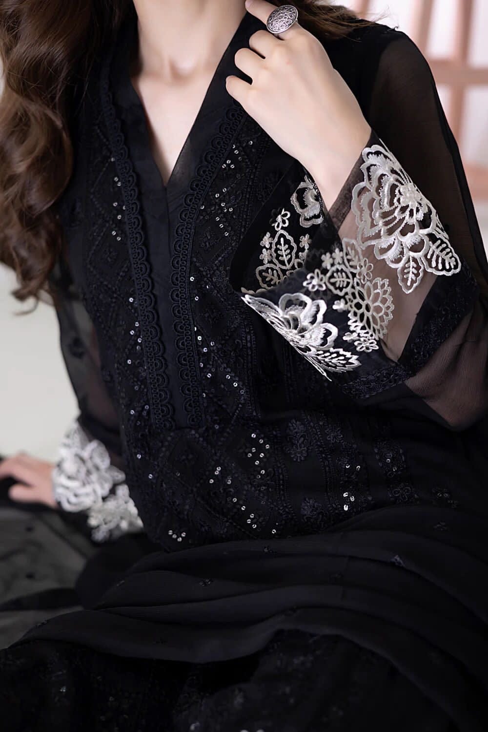 Uznau Black Chiffon Three Piece Suit