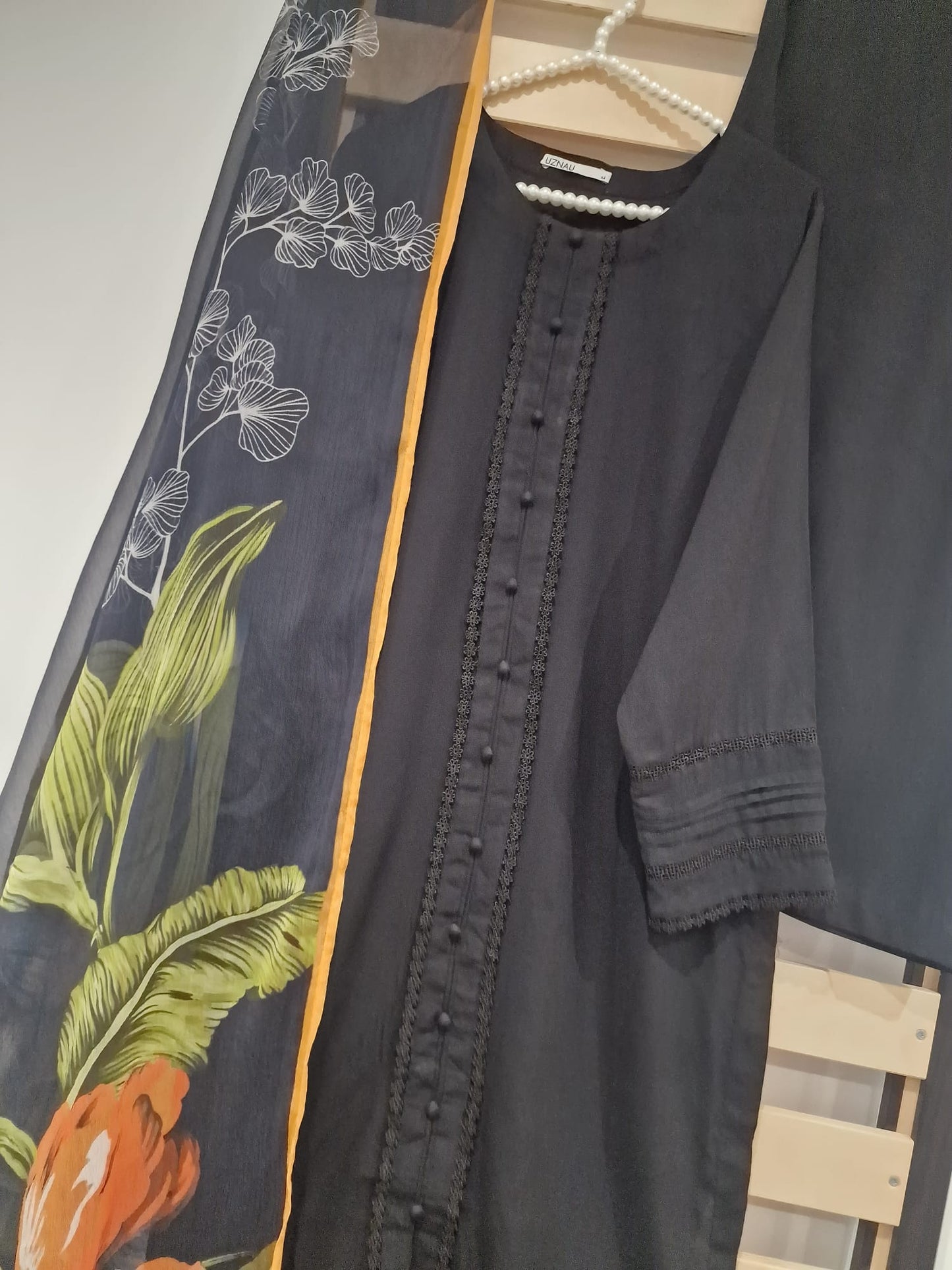 Uznau Linen Three Piece Suit UZ-LNN-BLK023
