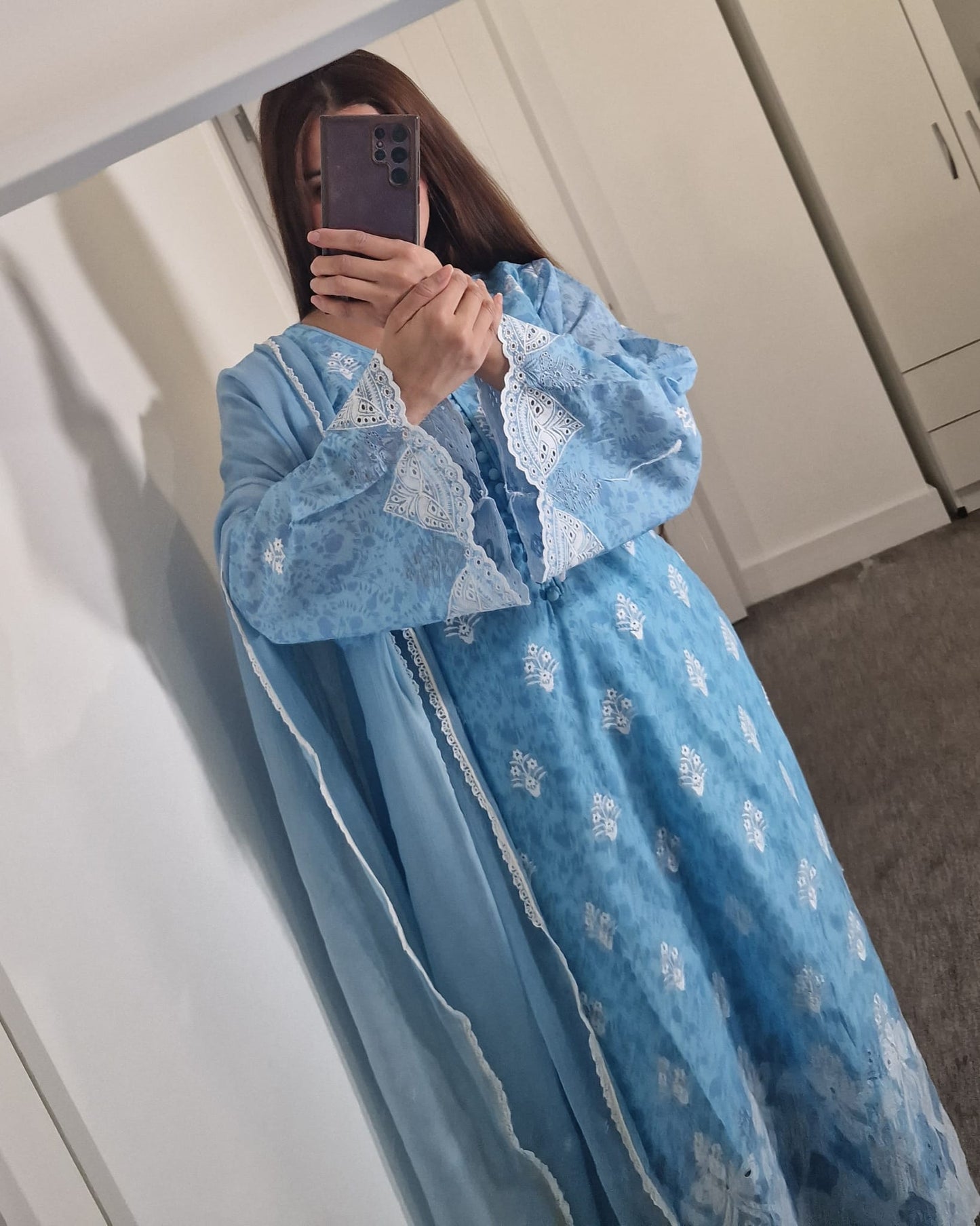 Uznau Embroided lawn Three Piece Summer Suit UZ-LWN-BLU05
