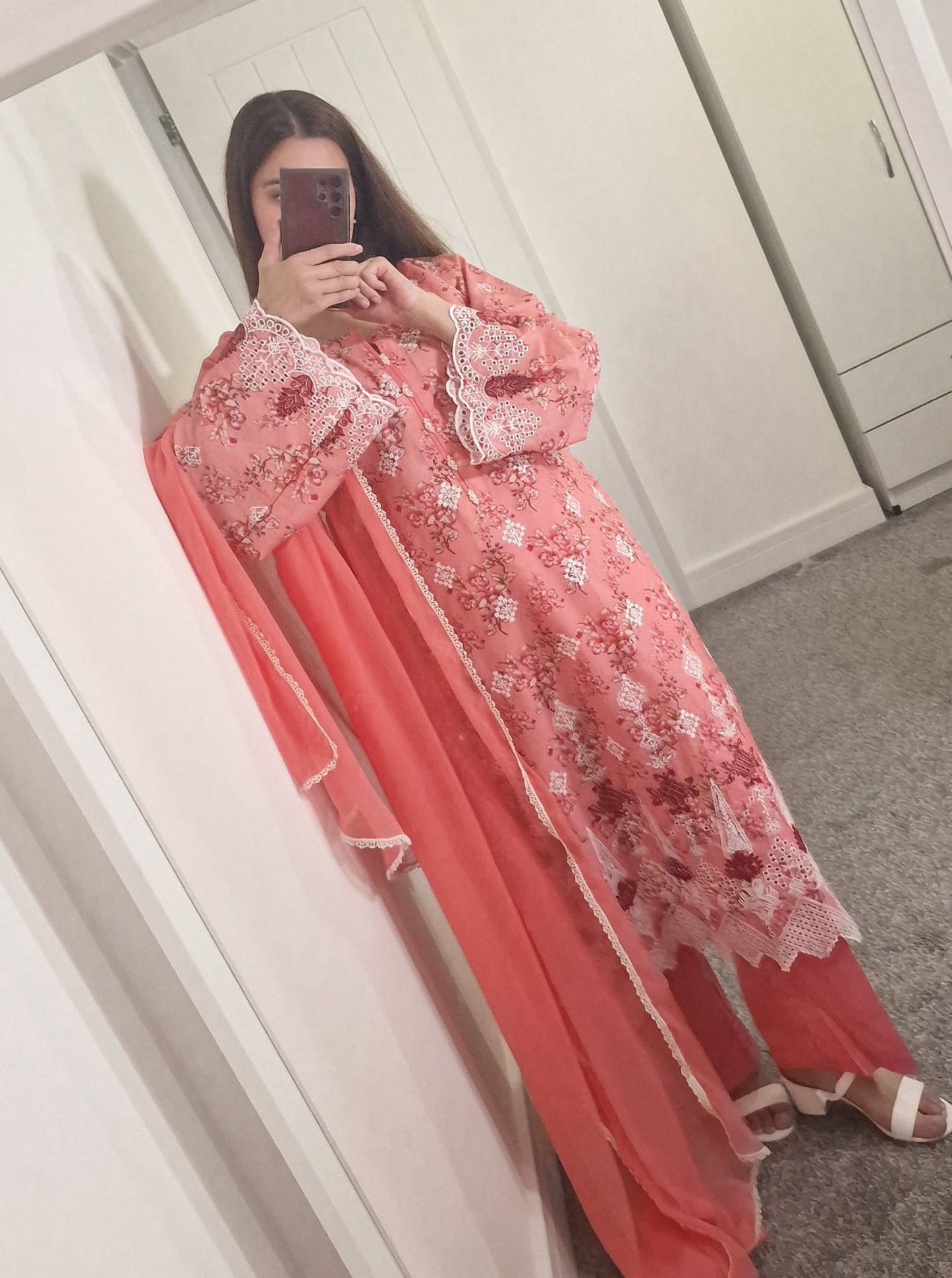 Uznau Embroided Lawn Three Piece Summer Suit UZ-LWN-PNK08