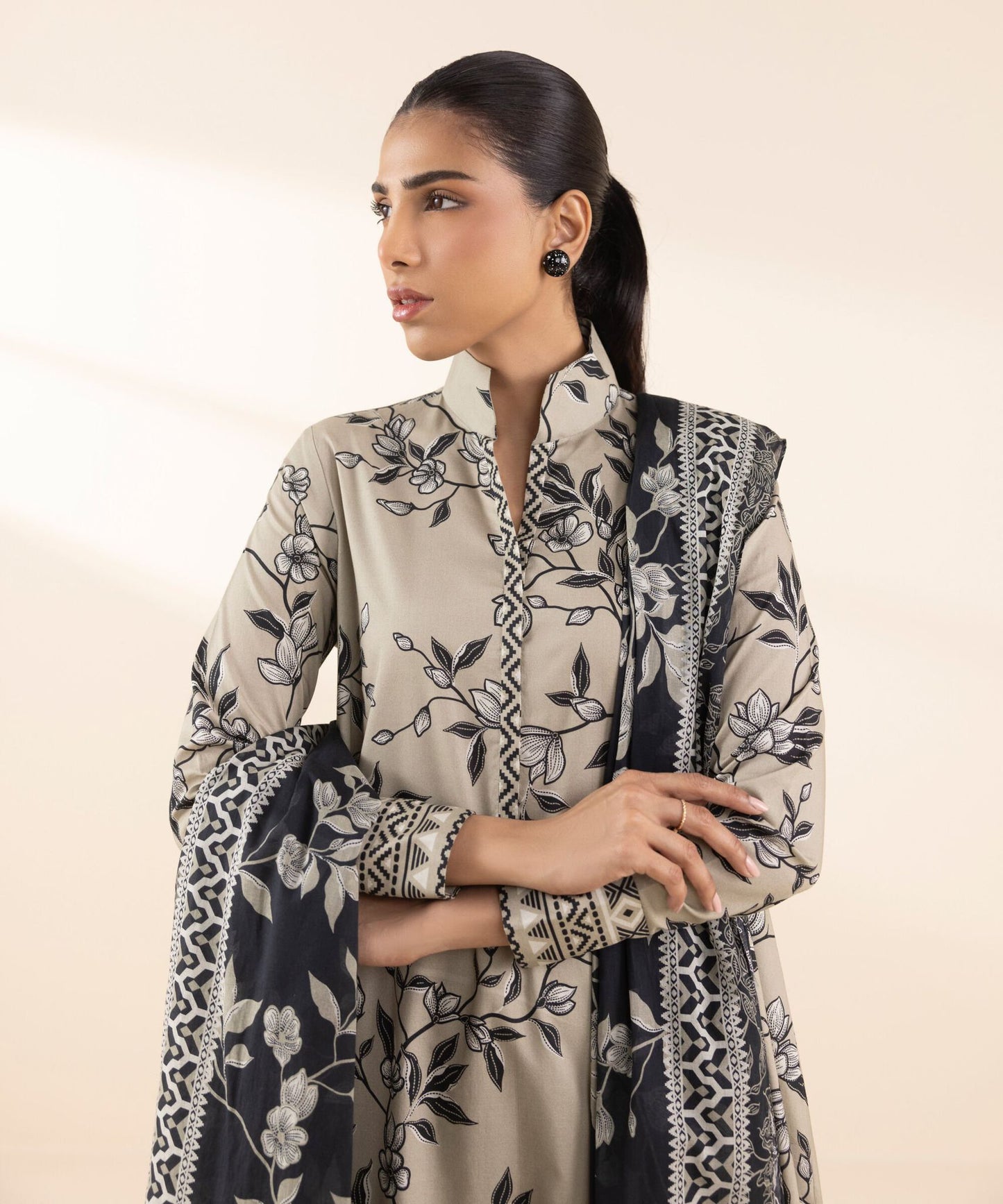 Sapphire Lawn Three Piece Suit SP-LWN-GRY03