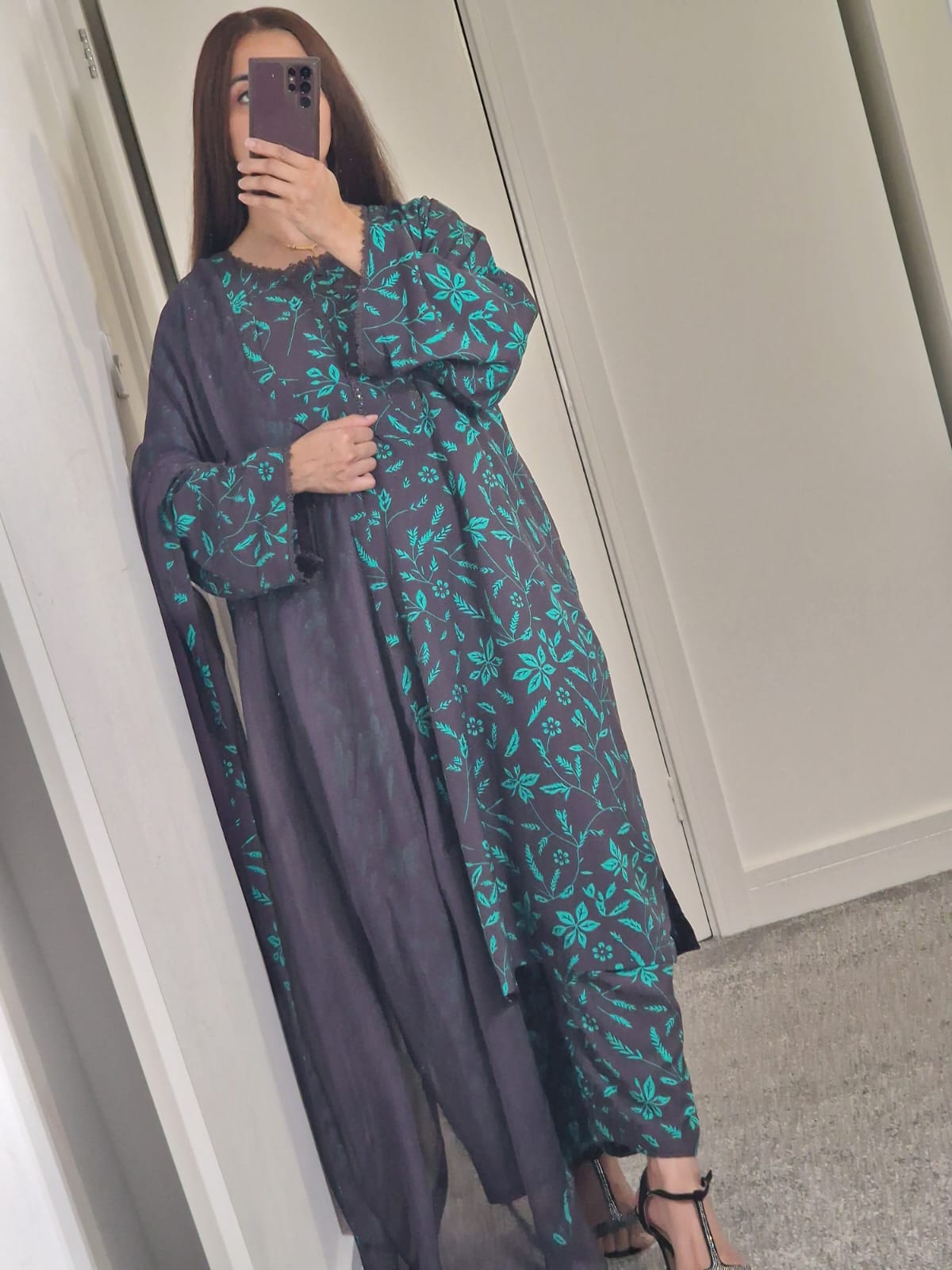 Uznau Linen Three Piece Suit UZ-LNN-GR012