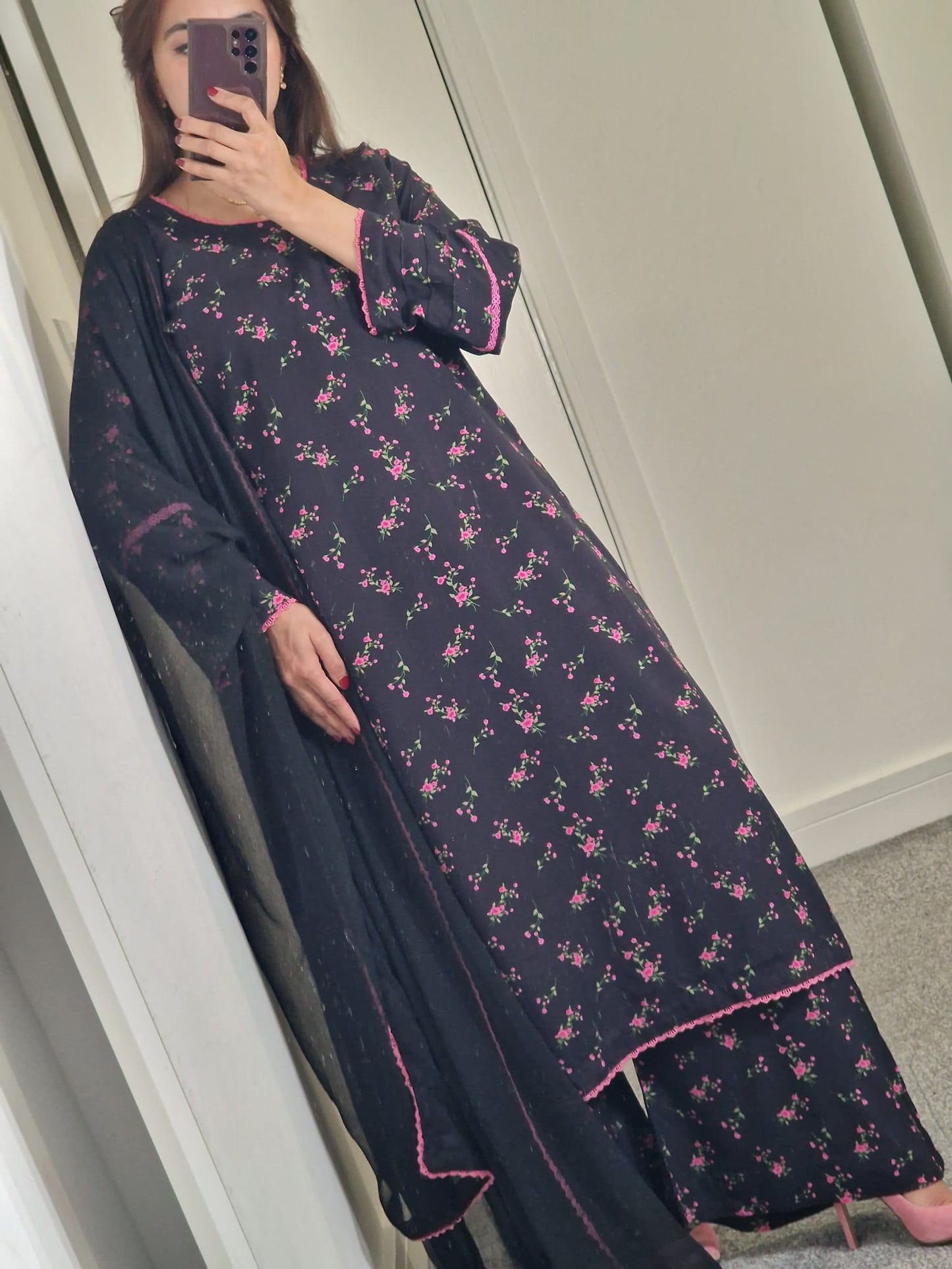 Uznau Linen Three Piece Suit UZ-LNN-PNK013