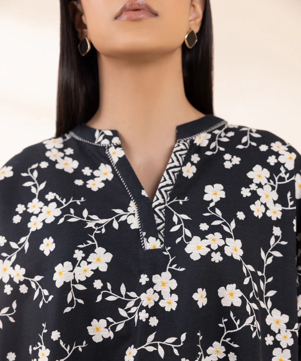 Sapphire Printed Khaddar Three Piece Suit SP-KHD-BLK01