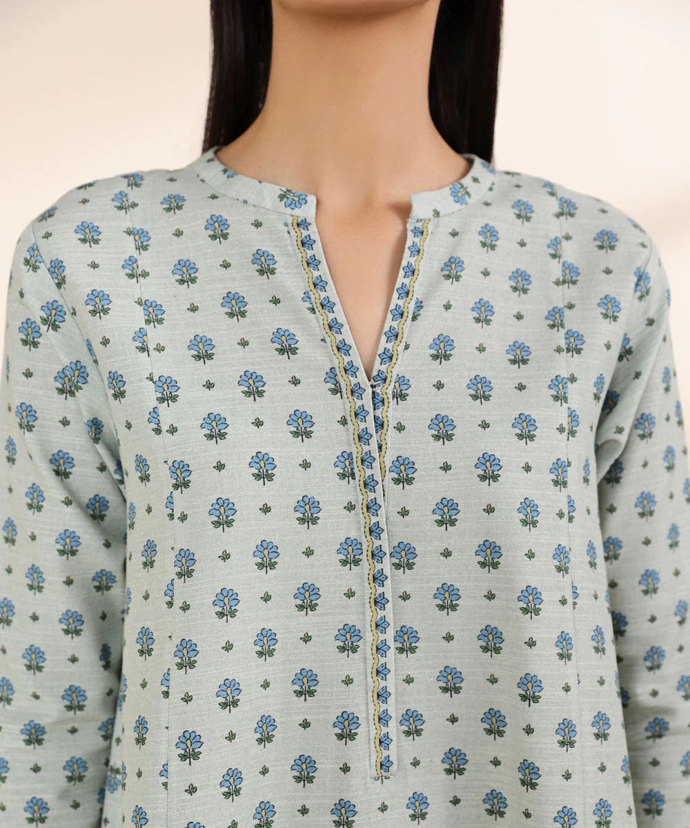 Sapphire Khaddar Three Piece Suit SP-KHD-FR02