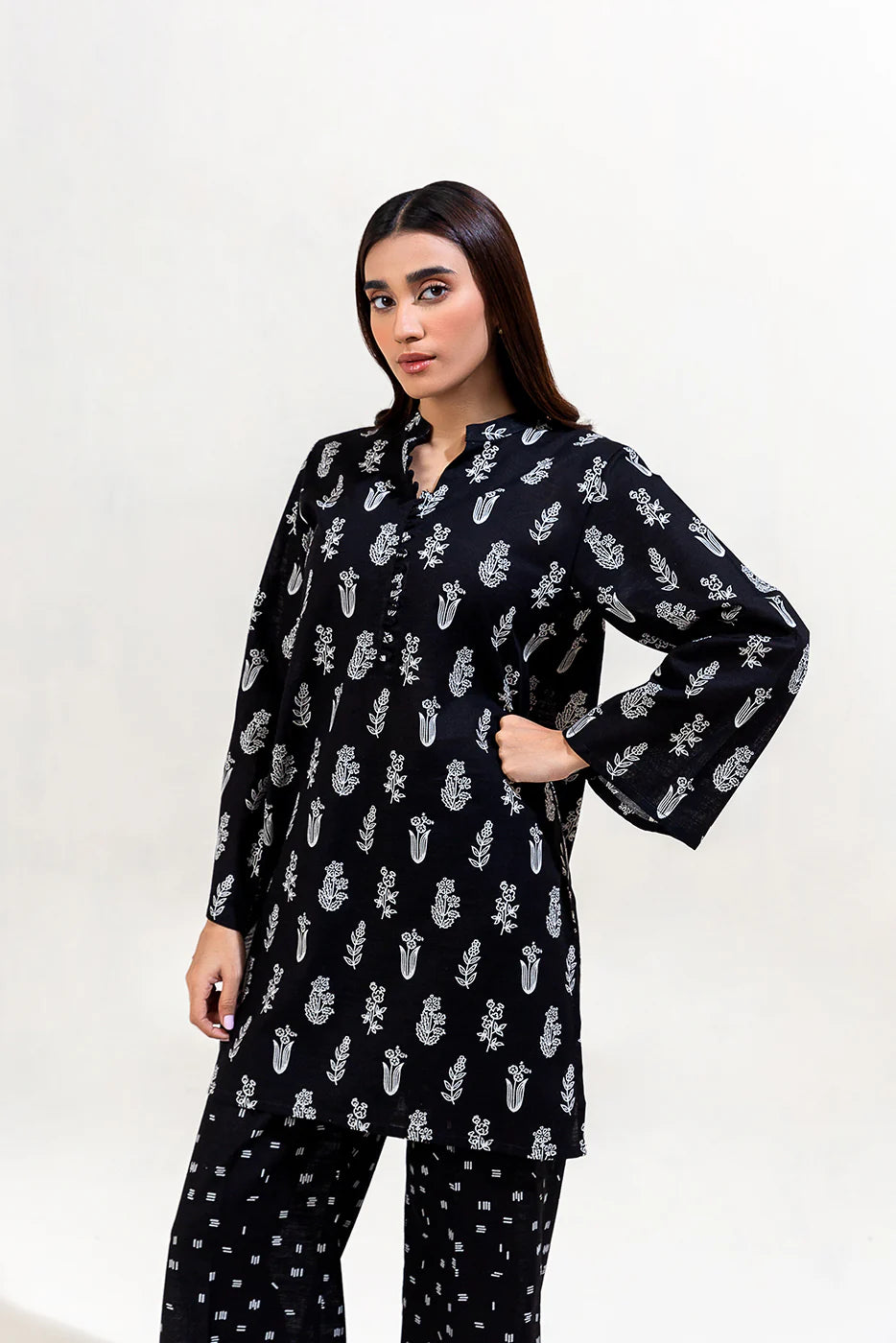 Beechtree Khaddar Three Piece Suit BT-KHD-BLK02