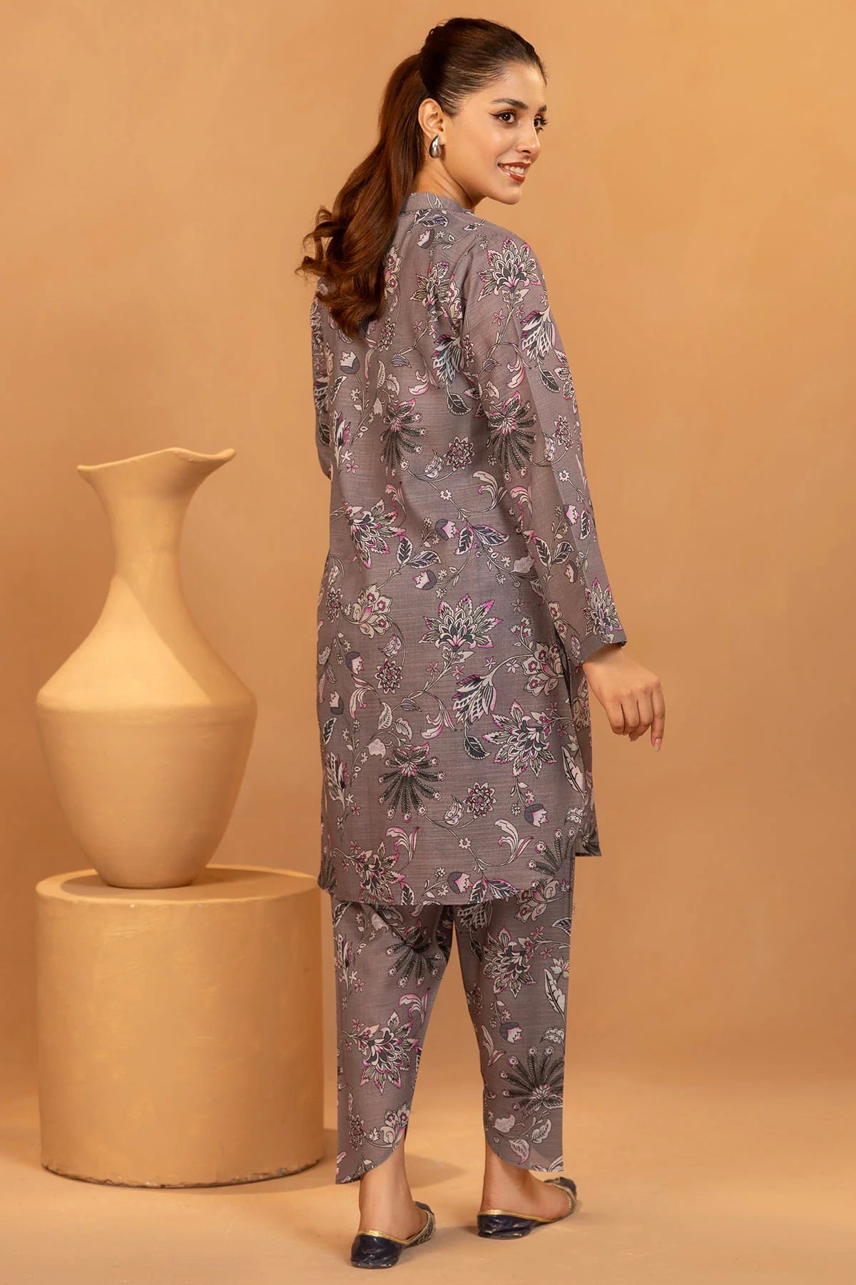 Motifz Khaddar Three Piece Suit MT-KHD-GRY01