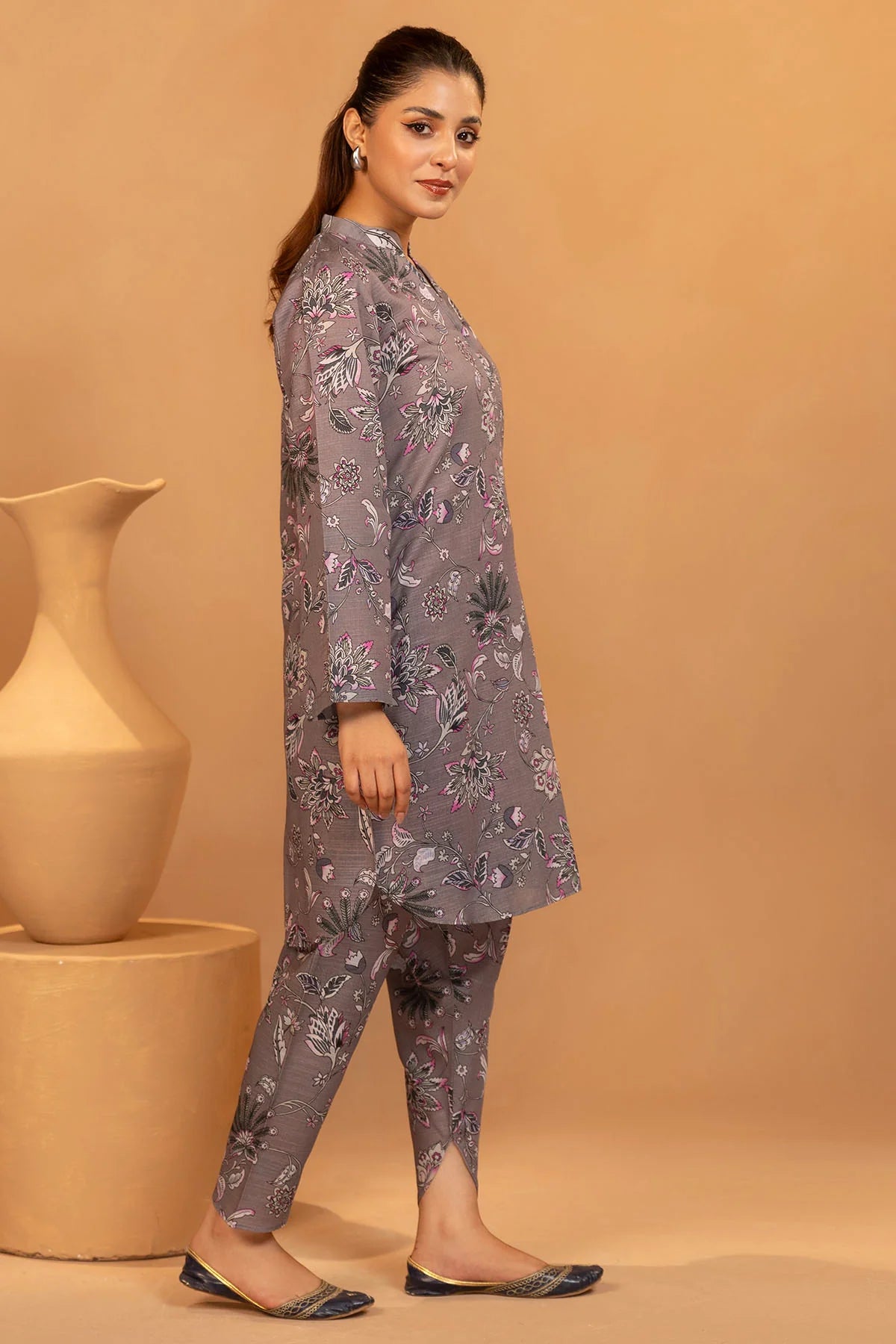 Motifz Khaddar Three Piece Suit MT-KHD-GRY01
