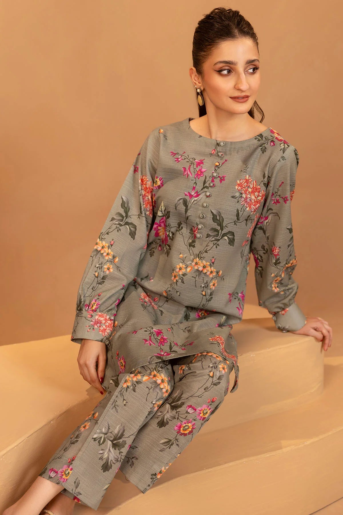 Motifz Khaddar Three Piece Suit MT-KHD-GR02