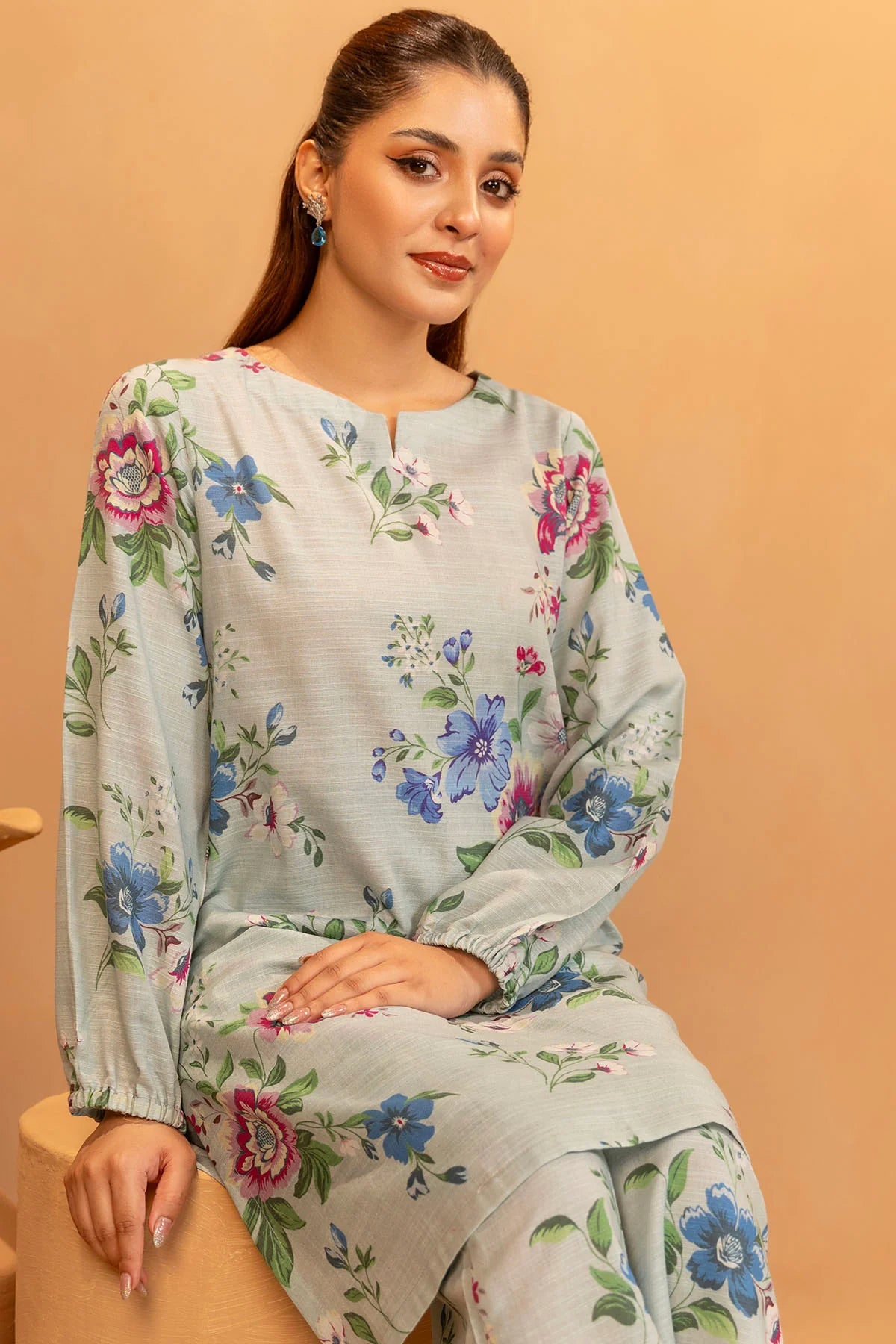 Motifz Khaddar Three Piece Suit MT-KHD-BLU01