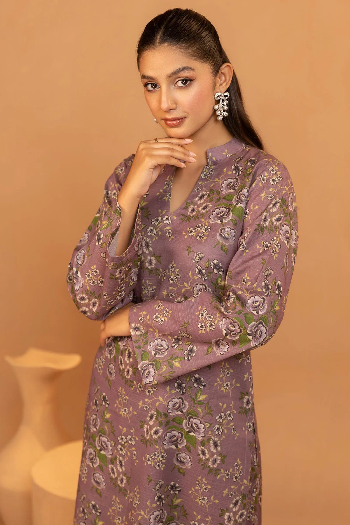 Motifz Khaddar Three Piece Suit MT-KHD-PRP01