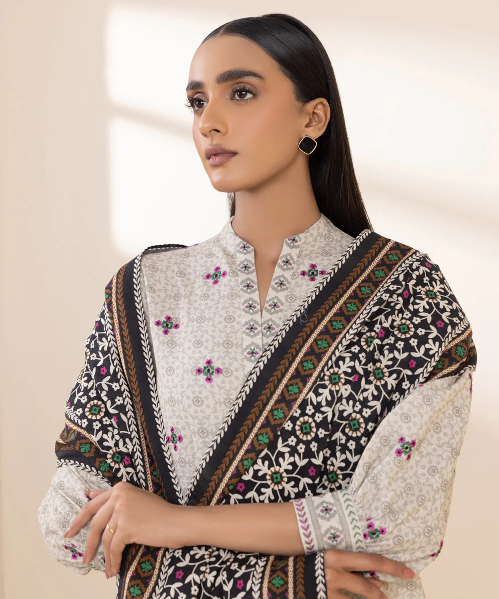 Sapphire Embroided Khaddar Three Piece Suit SP-KHD-WHT01