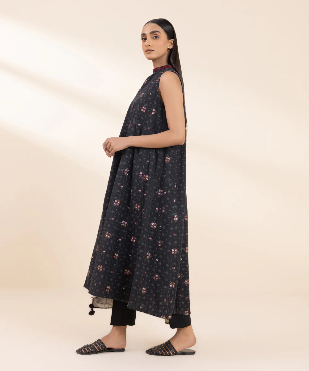 Sapphire Khaddar Three Piece Suit SP-KHD-BLK04