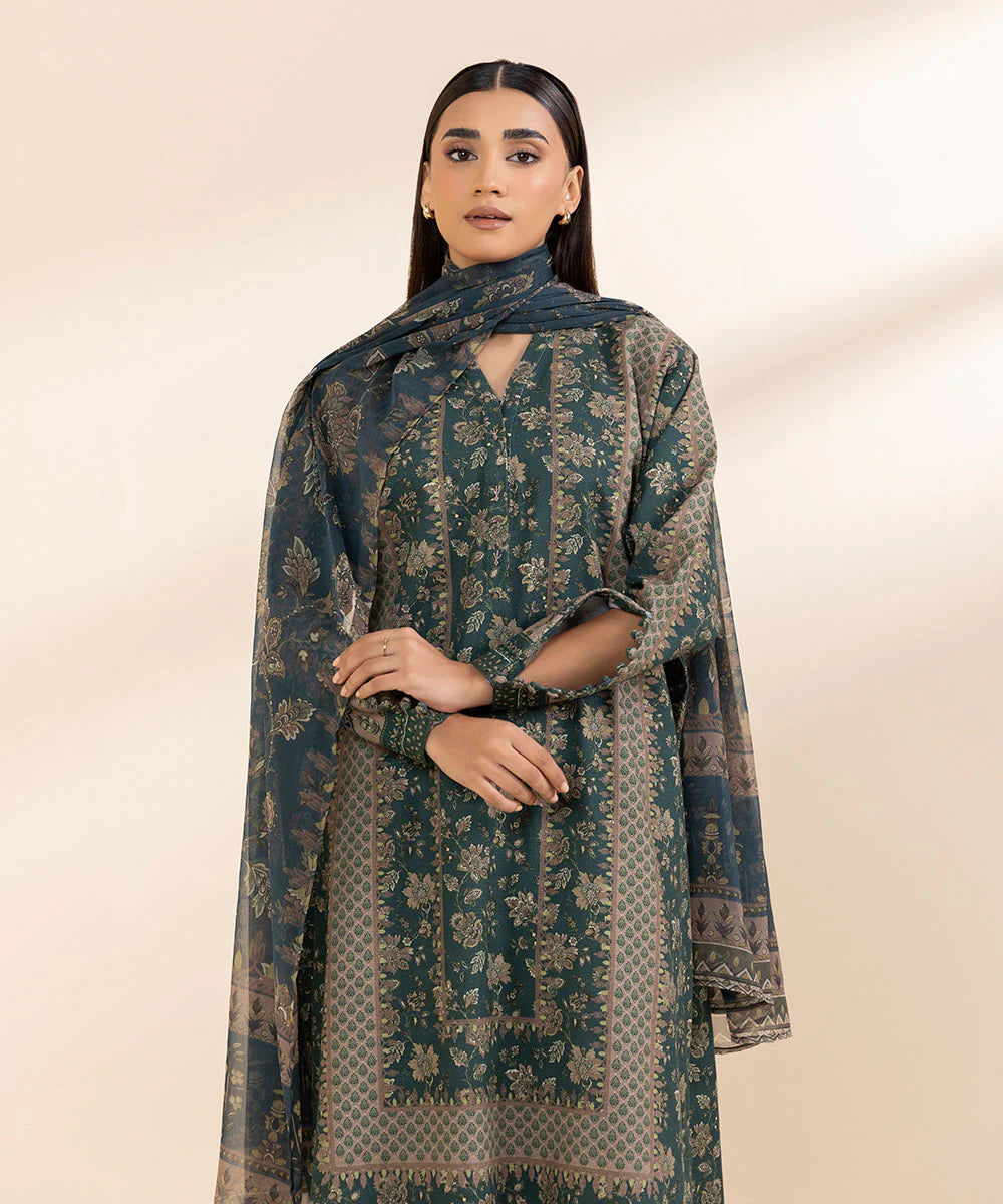 Sapphire Khaddar Three Piece Suit SP-KHD-GR04