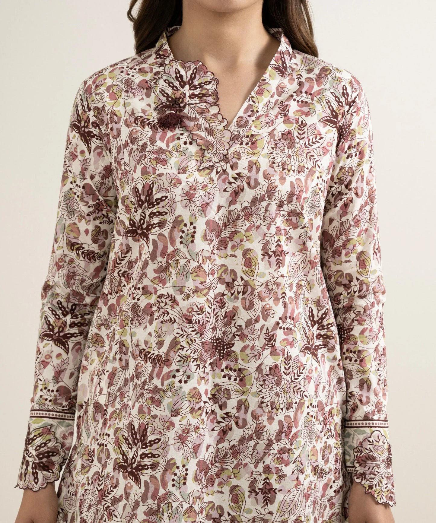 Sapphire Printed Lawn Three Piece Suit SP-LWN-MR03