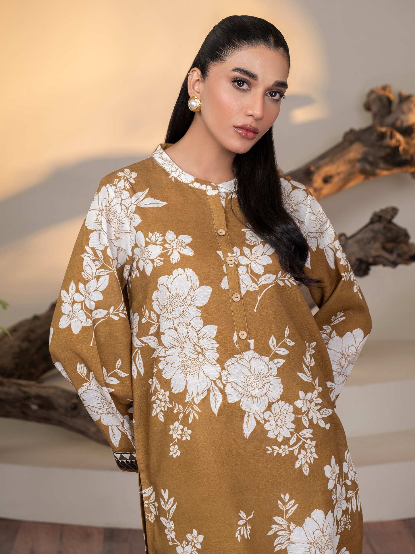 Limelight Khaddar Three Piece Suit LT-KHD-MST01