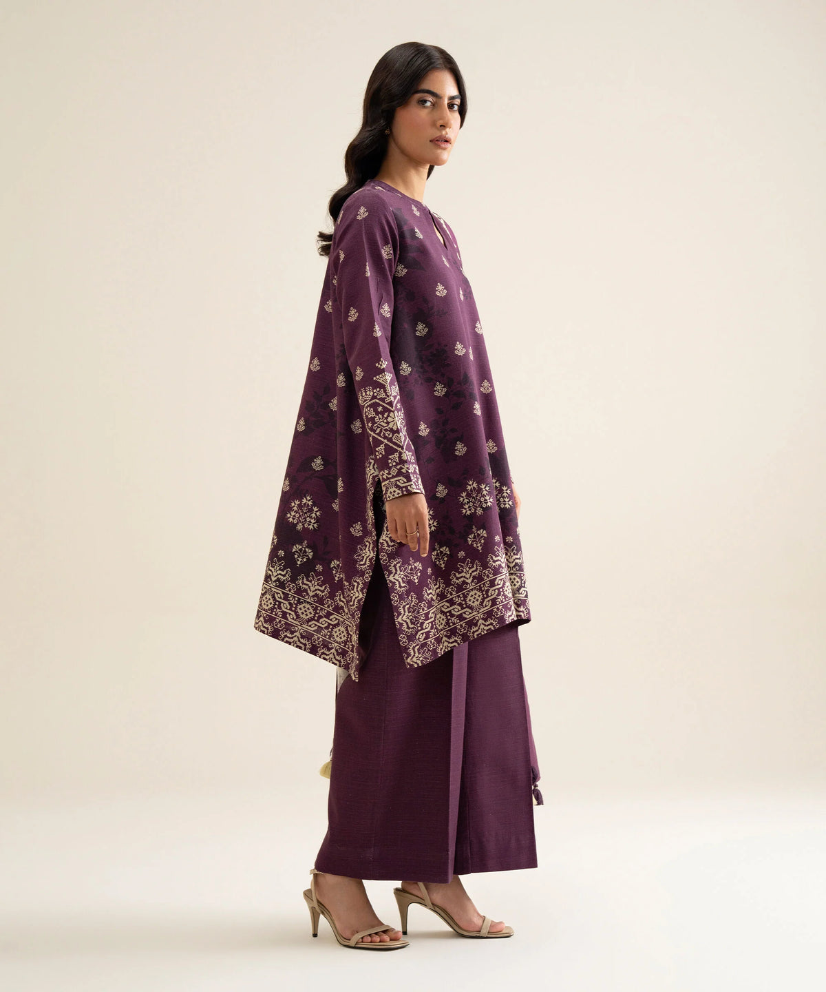 Sapphire Khaddar Three Piece Suit SP-KHD-PNK05