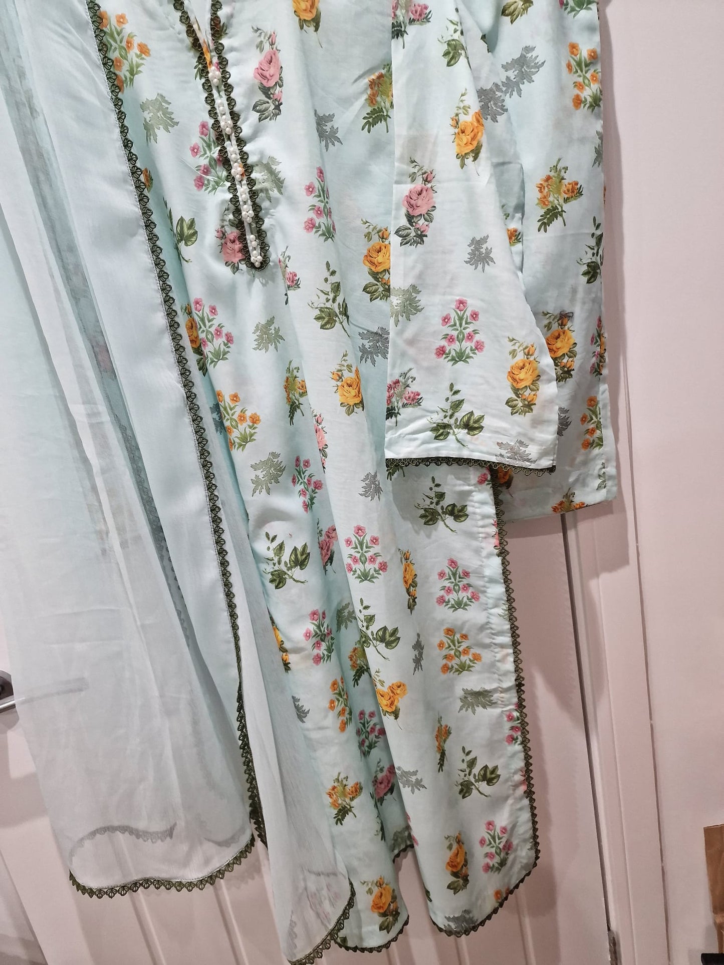 Uznau Fine Printed Kameez Dupatta Trouser Traditional Wearing UZ-LWN-TQ03