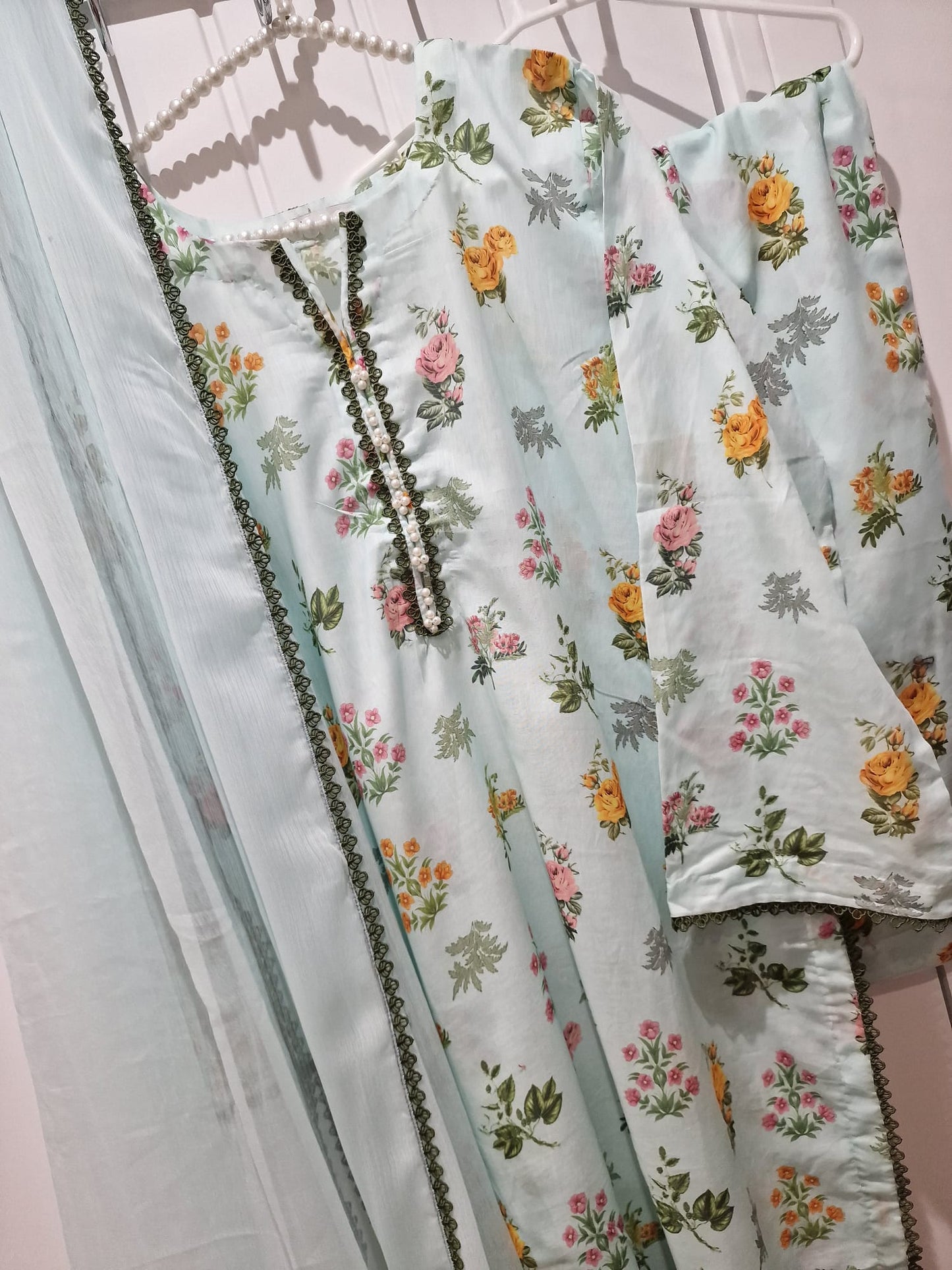 Uznau Fine Printed Kameez Dupatta Trouser Traditional Wearing UZ-LWN-TQ03