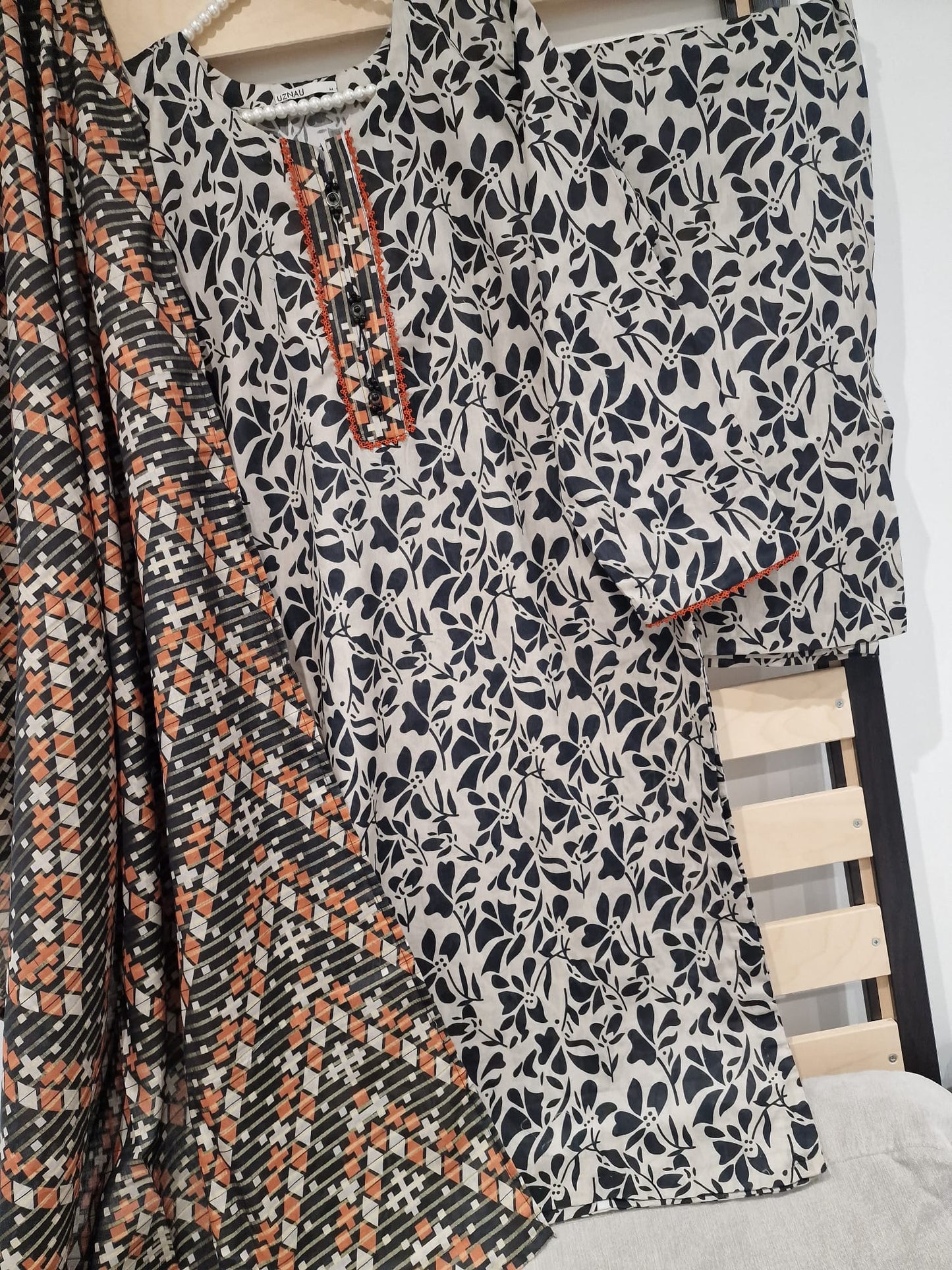 Uznau Lawn Summer Suit Kameez Trouser Dupatta Asian Wear UZ-LWN-MST02