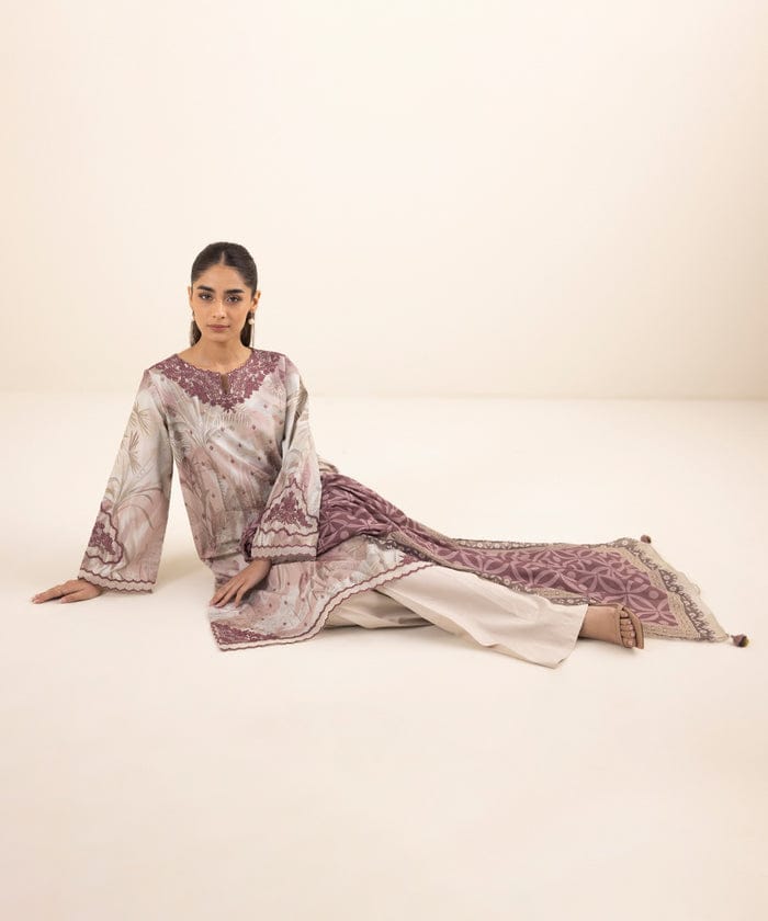 Sapphire Summer Lawn Embroided Three Piece Suit SP-LWN-PNK01
