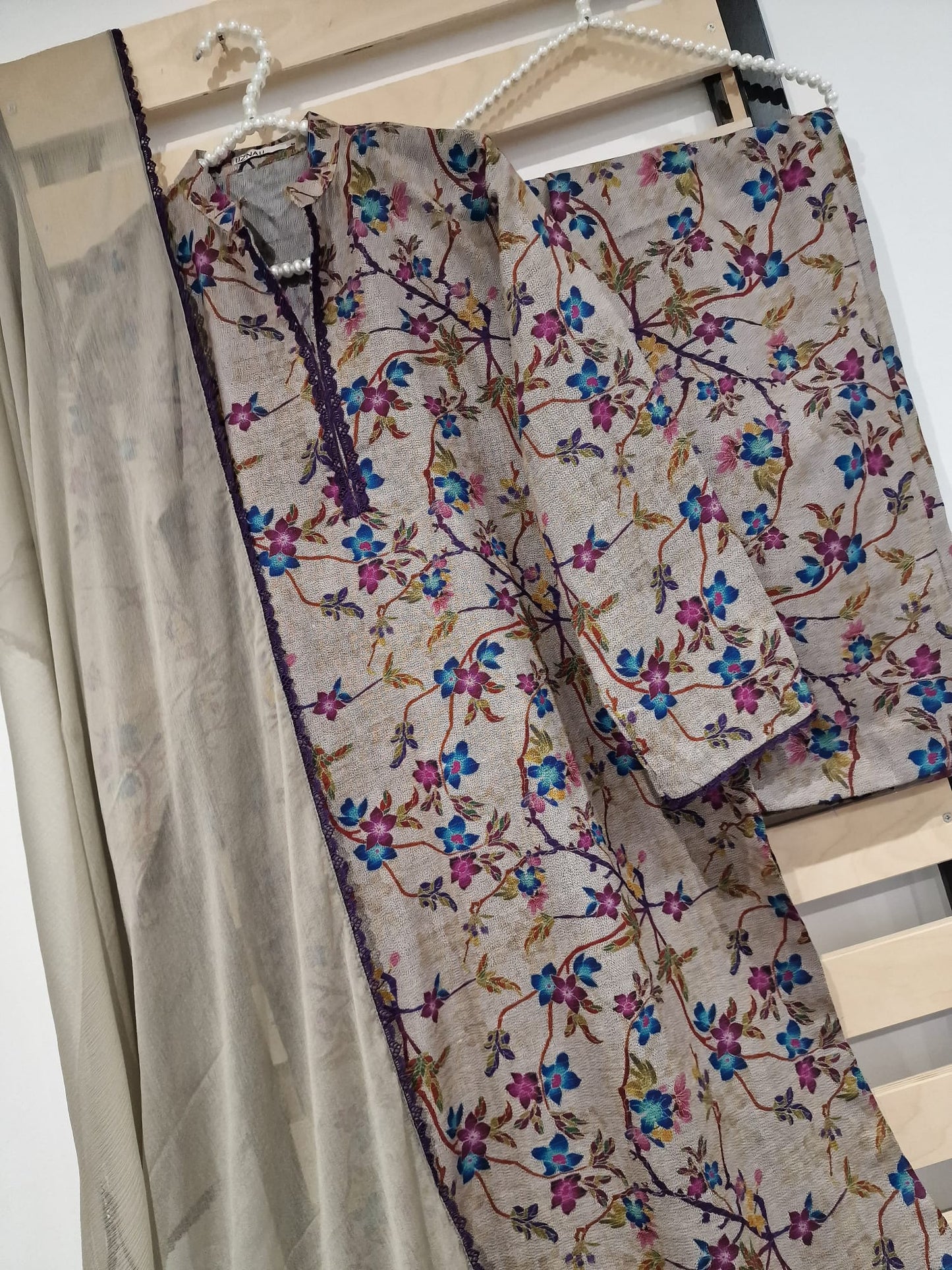 Uznau Dhanak Three Piece Suit UZ-DH-BR01