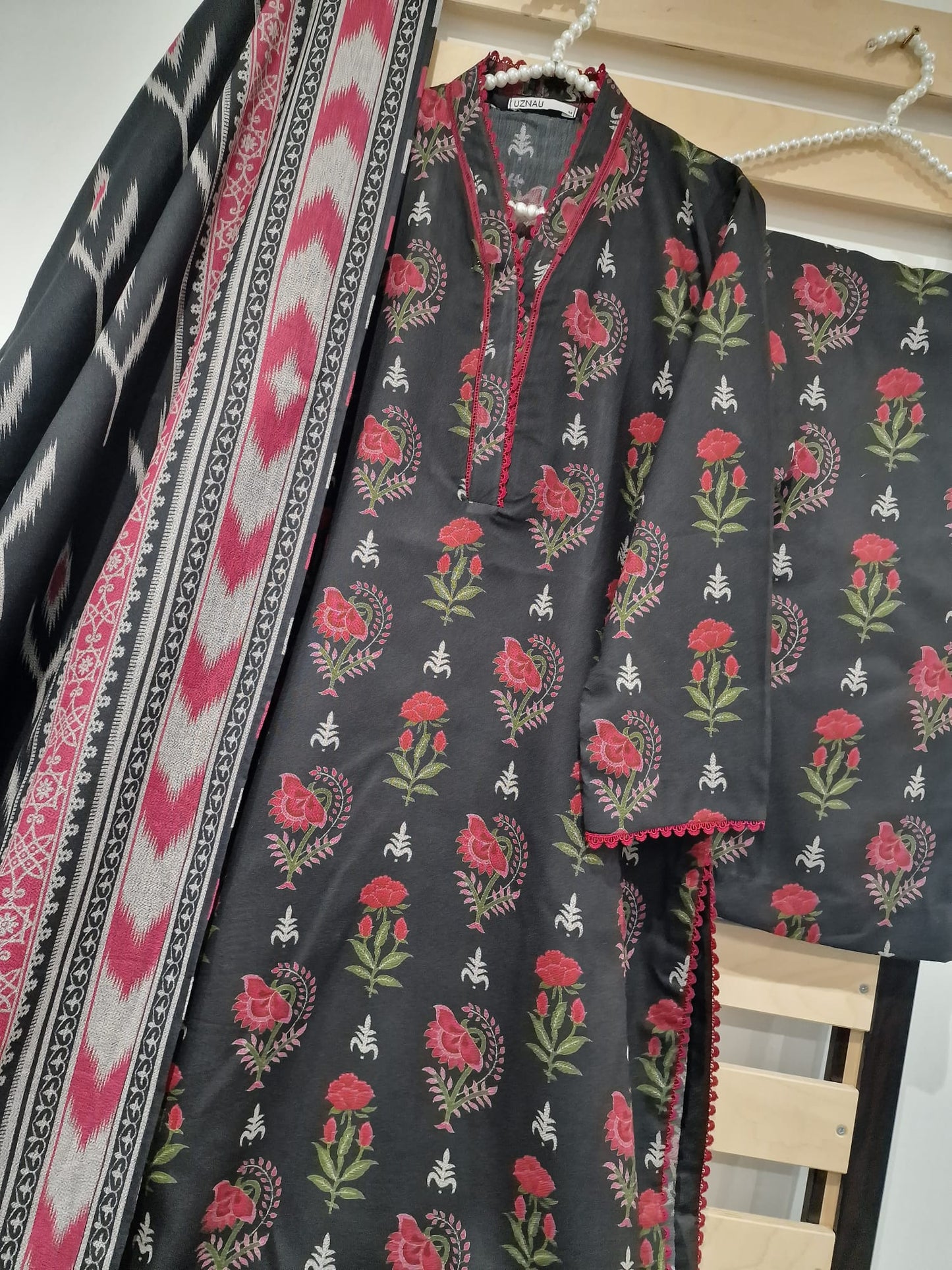 Uznau Dhanak Three Piece Suit UZ-DH-BLK03