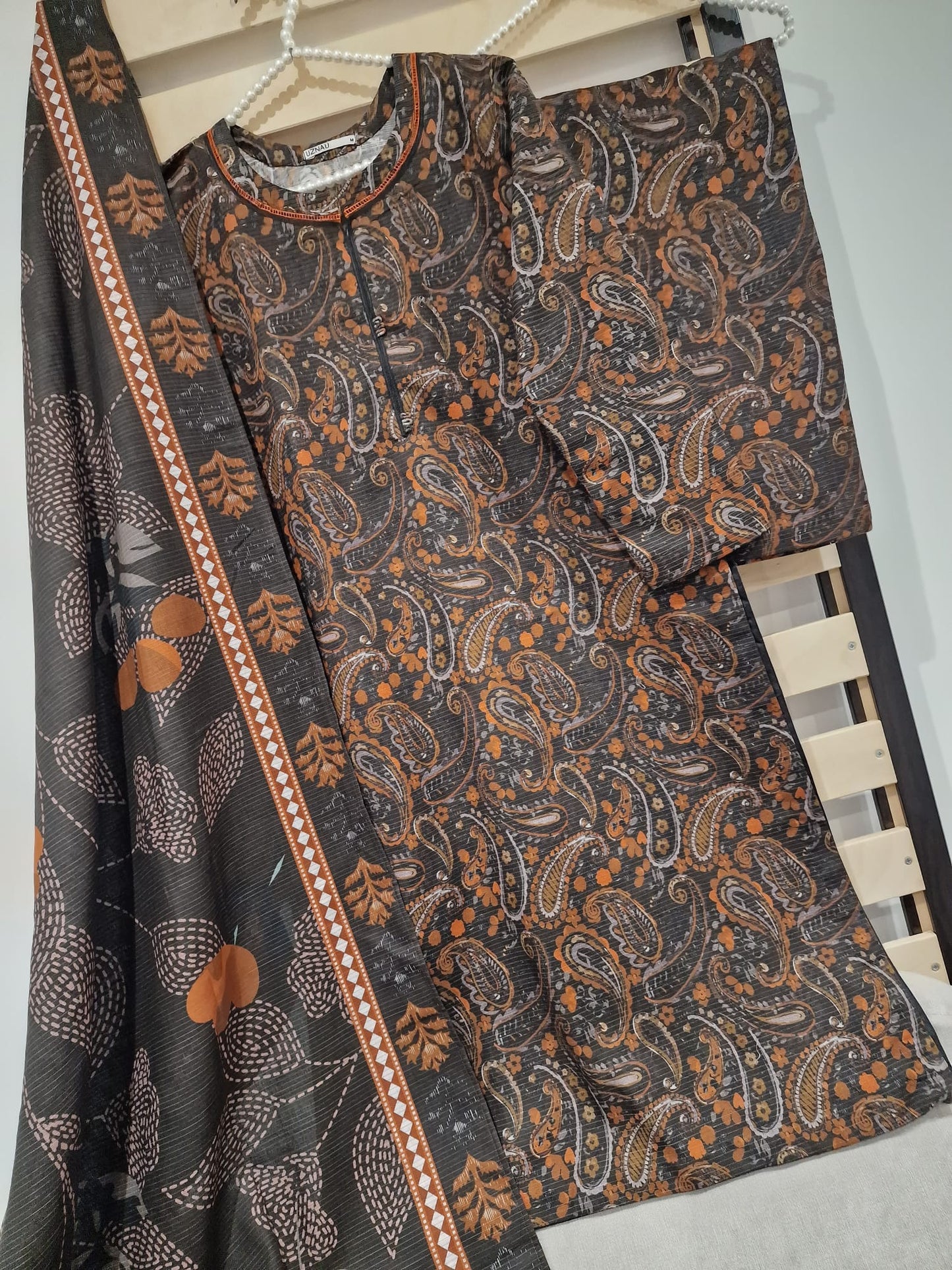 Uznau Khaddar Three Piece Suit UZ-KHD-BR04