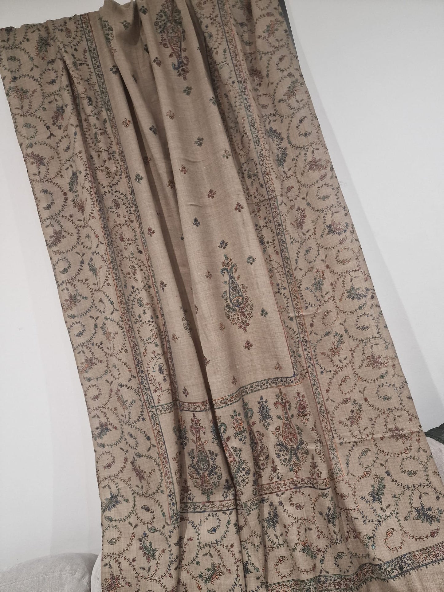 Pure Pashmina Shawl Embroided SHAWL-BR01